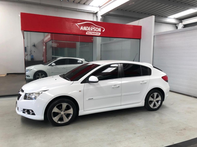 Chevrolet CRUZE 1.8 LT SPORT6 16V Chevrolet CRUZE 1.8 LT SPORT6 16V
