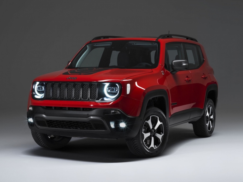 Jeep Renegade lidera mercado de SUVs em março