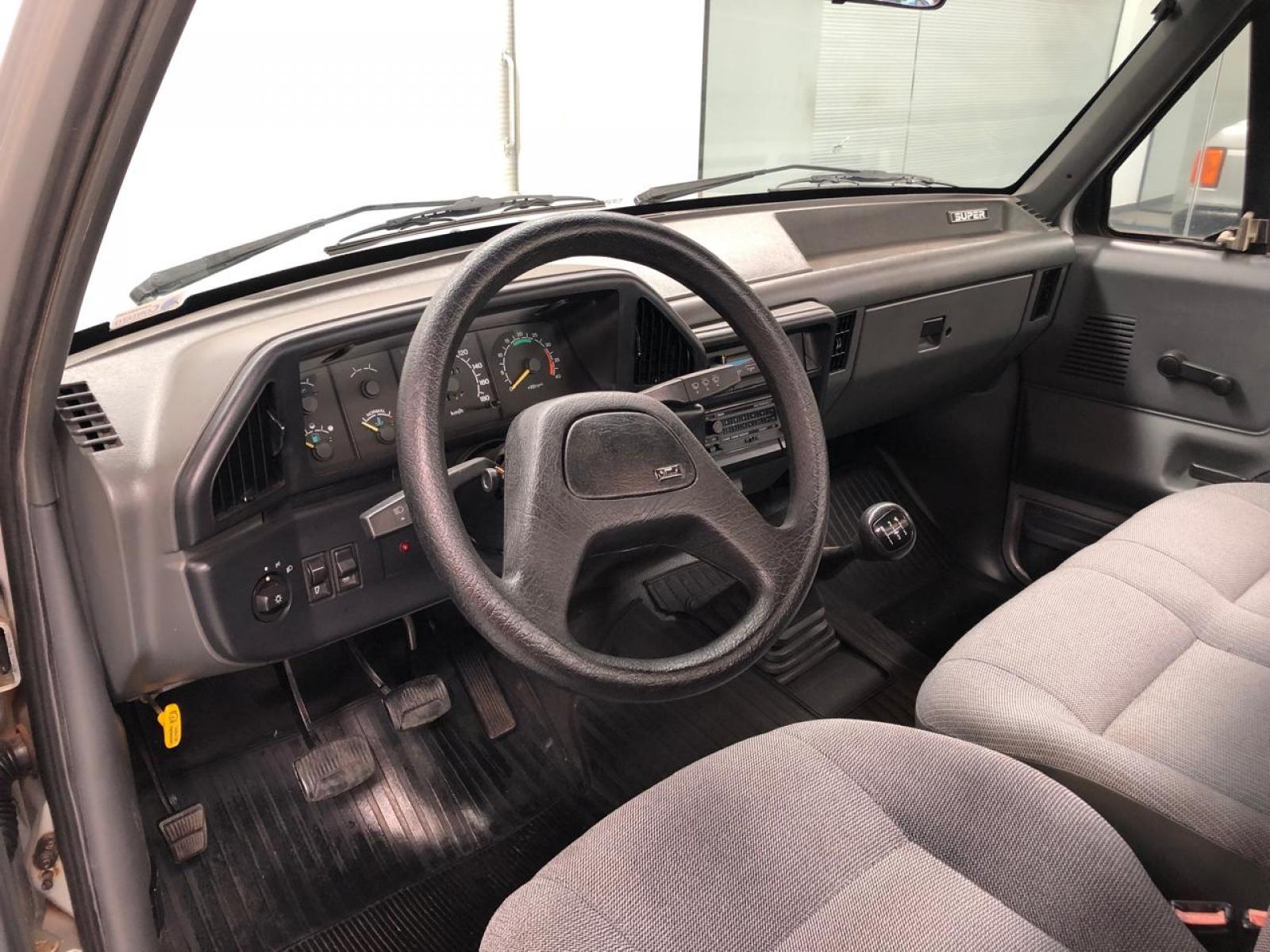 Ford F-1000 3.9 SUPER CS 8V - foto 8