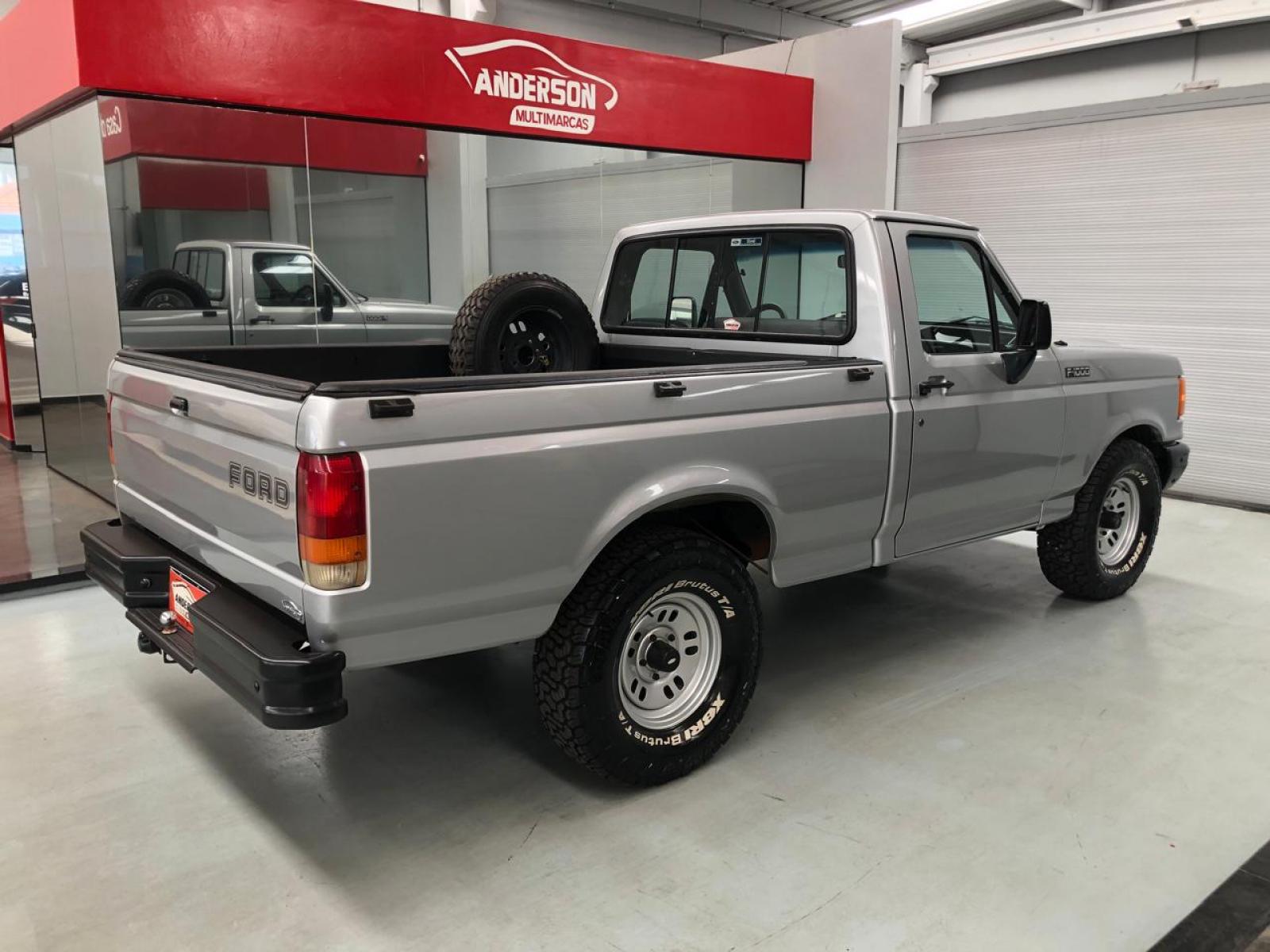 Ford F-1000 3.9 SUPER CS 8V - foto 4