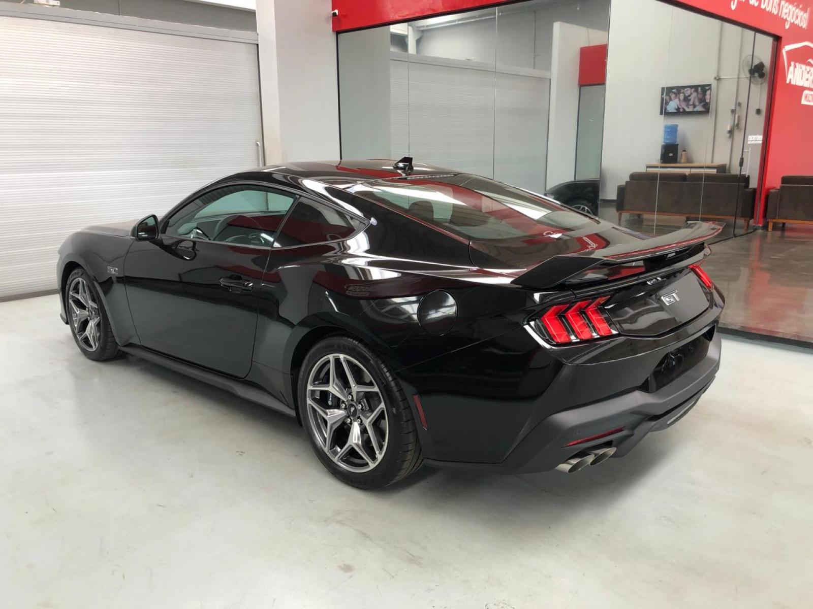 Ford MUSTANG 5.0 V8 GT PERFORMANCE SELECTSHIFT - foto 8