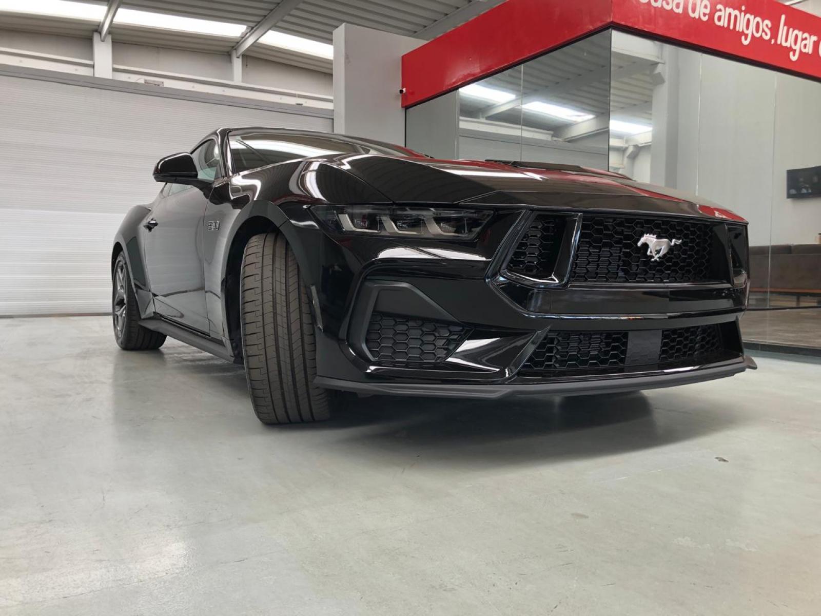 Ford MUSTANG 5.0 V8 GT PERFORMANCE SELECTSHIFT - foto 5