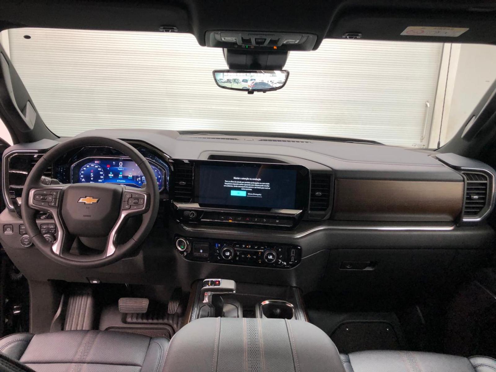 Chevrolet SILVERADO 5.3 V8 HIGH COUNTRY 4X4 - foto 7