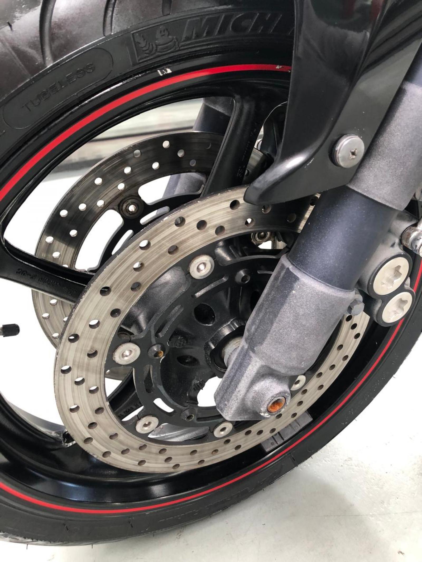 Yamaha FZ6N 600 - foto 10