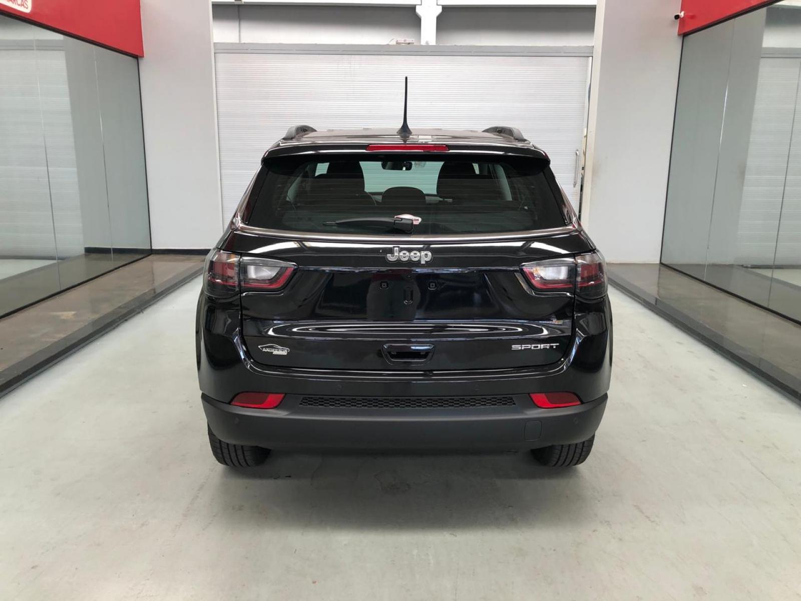 Jeep COMPASS 1.3 T270 TURBO SPORT - foto 6