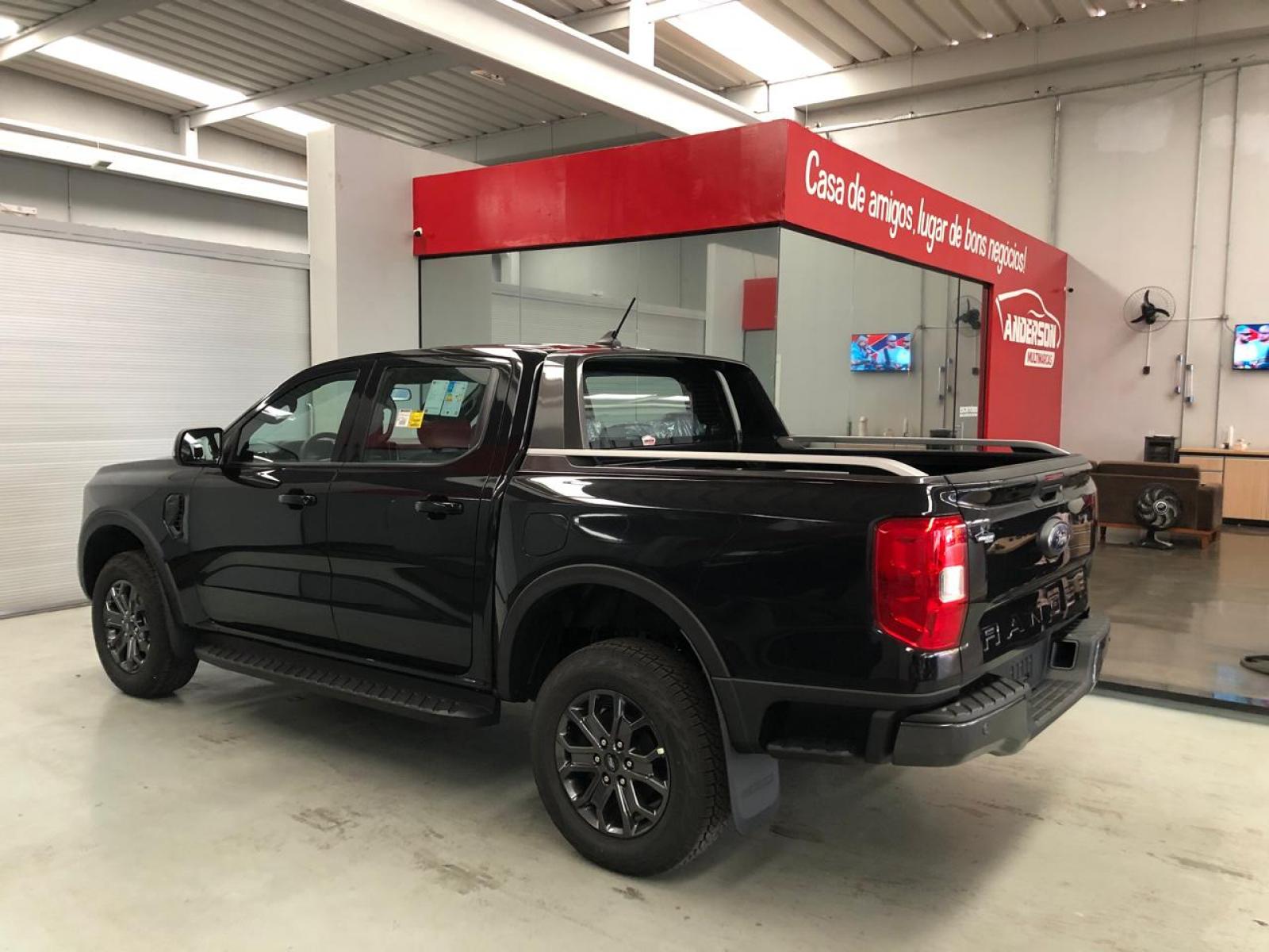 Ford RANGER BLACK V6 CD - foto 5