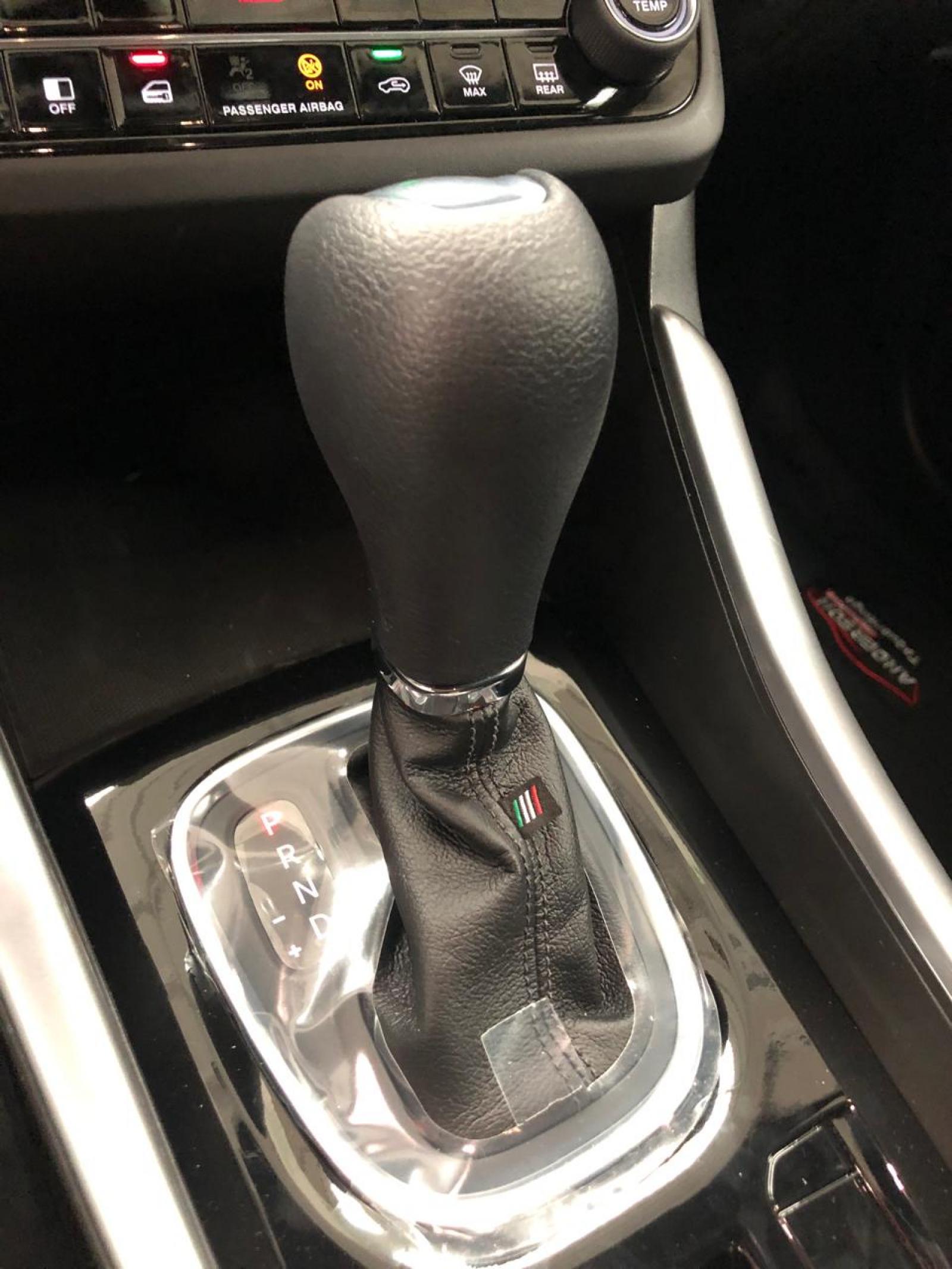 Fiat FASTBACK 1.0 TURBO 200 - foto 12