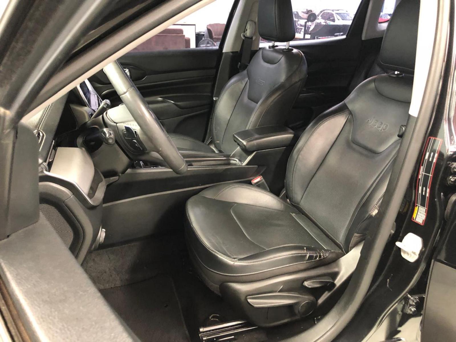 Jeep COMPASS 1.3 T270 TURBO LONGITUDE - foto 9