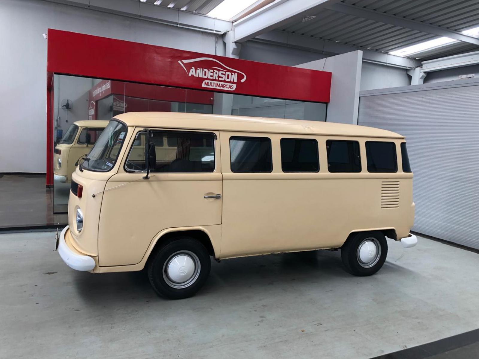 Volkswagen KOMBI