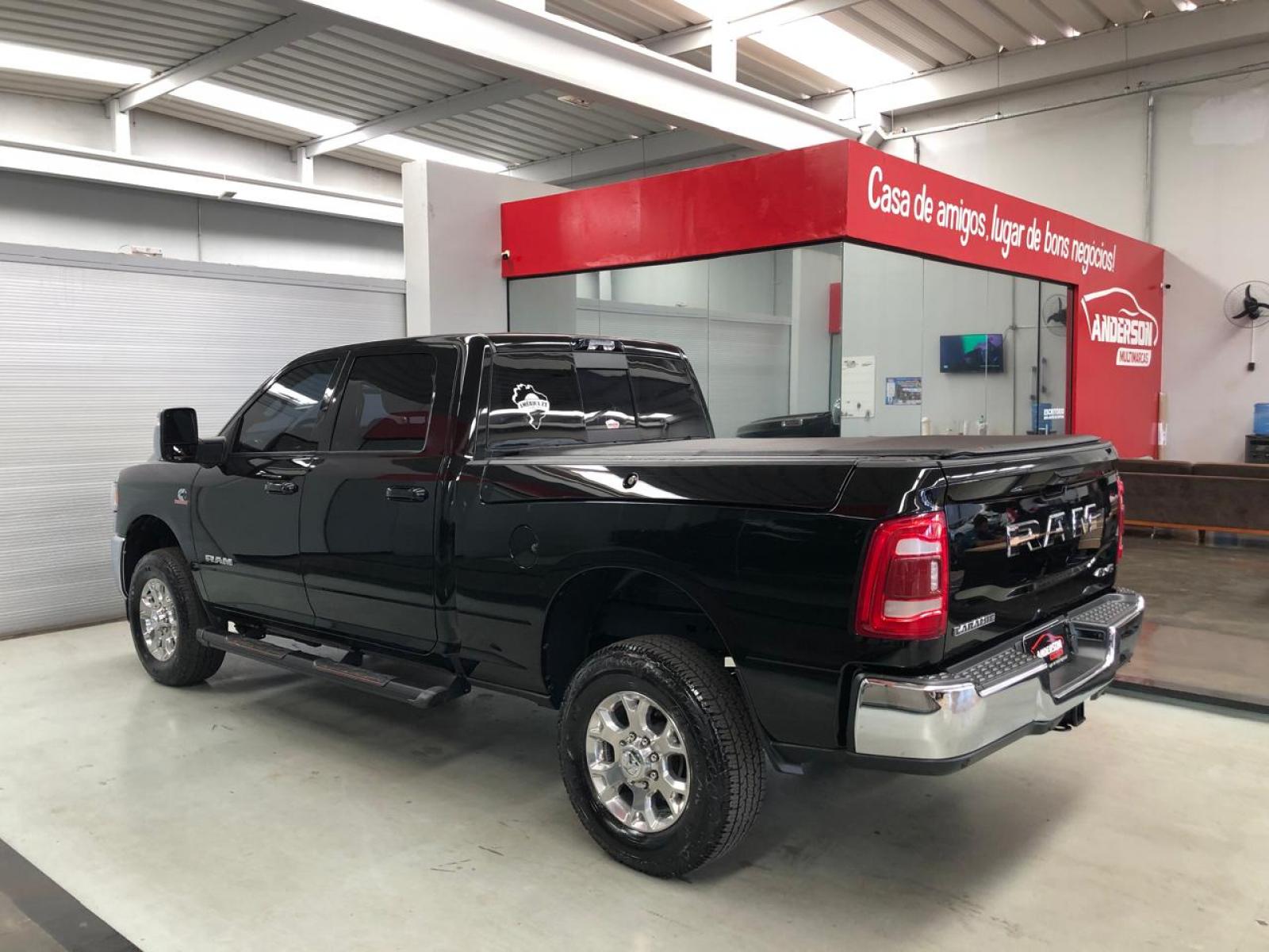 RAM 2500 6.7 I6 TURBO LARAMIE CD 4X4 - foto 5