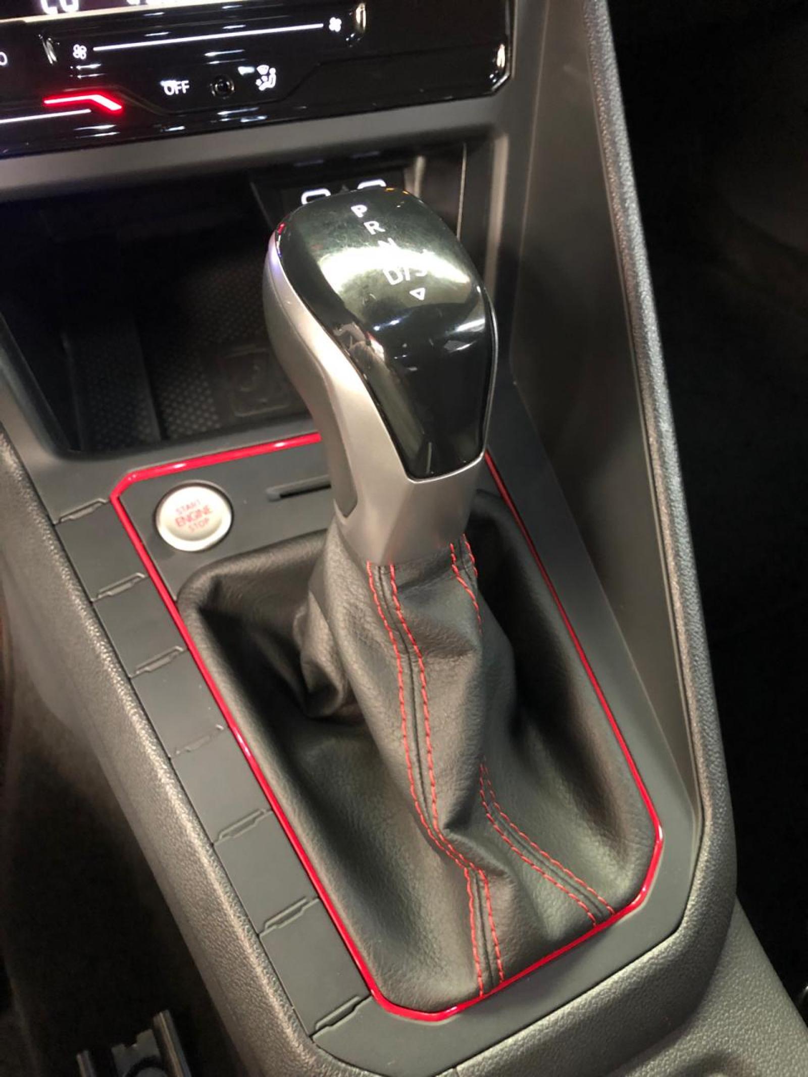 Volkswagen POLO 1.4 250 TSI GTS - foto 11