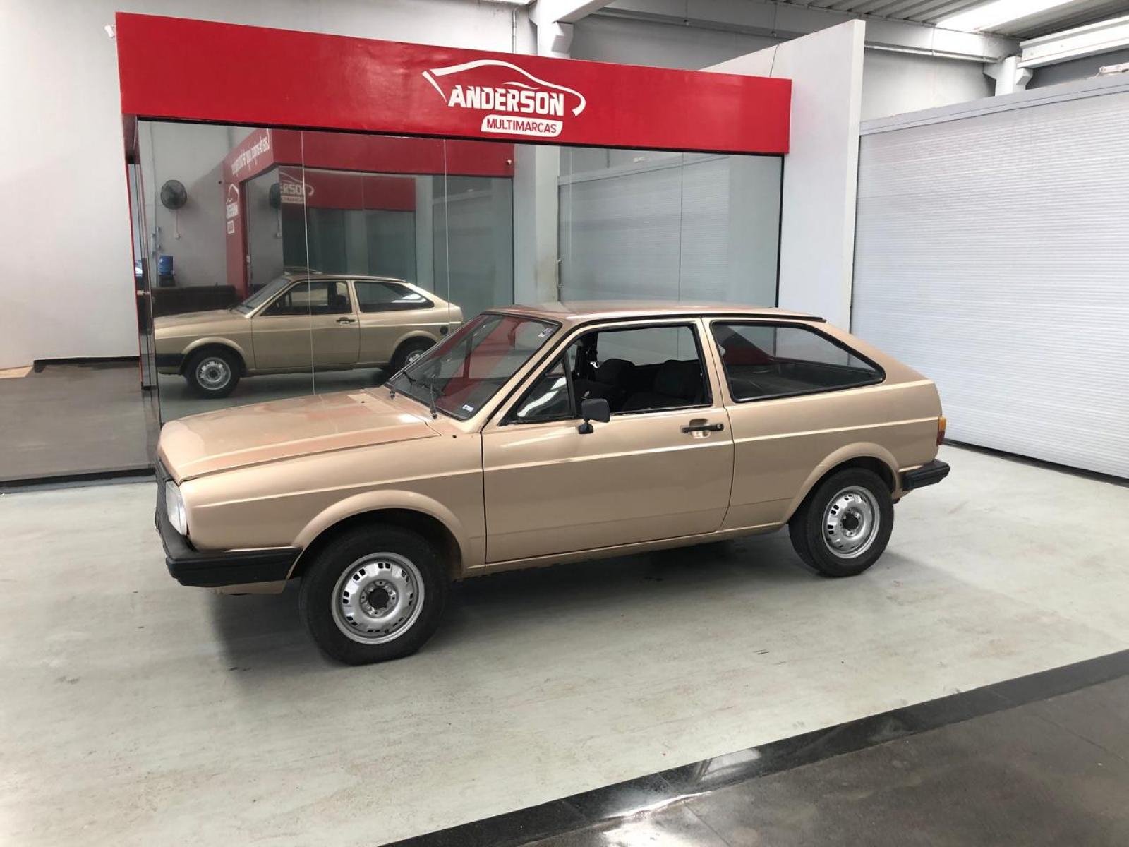 Volkswagen GOL 1.6 BX A AR