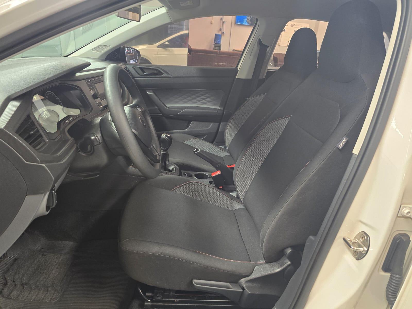 Volkswagen POLO 1.0 MPI TRACK - foto 8