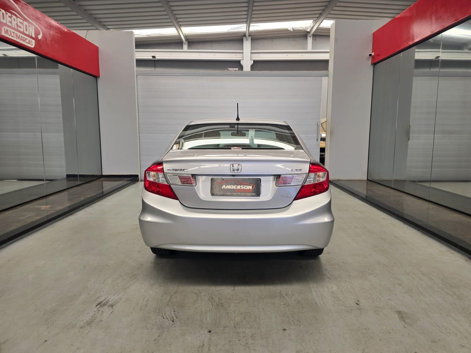 Honda CIVIC 1.8 LXS - foto 5