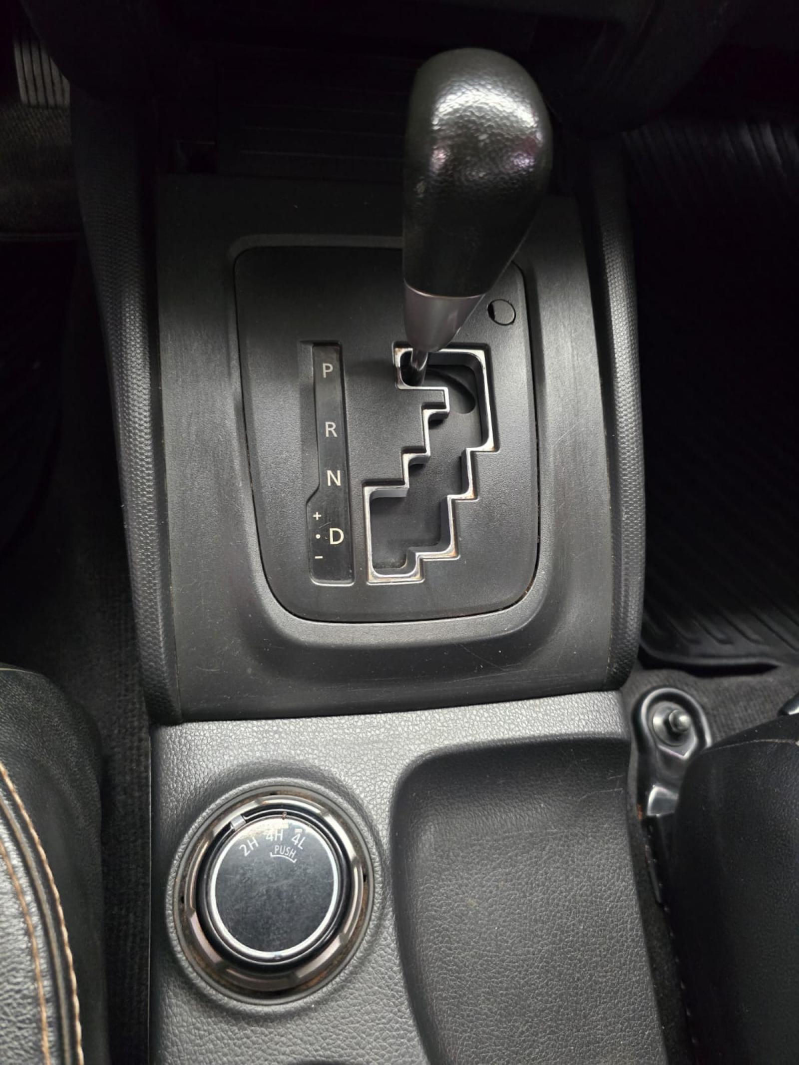 Mitsubishi L200 TRITON 2.4 TURBO SPORT GLS 4X4 - foto 11