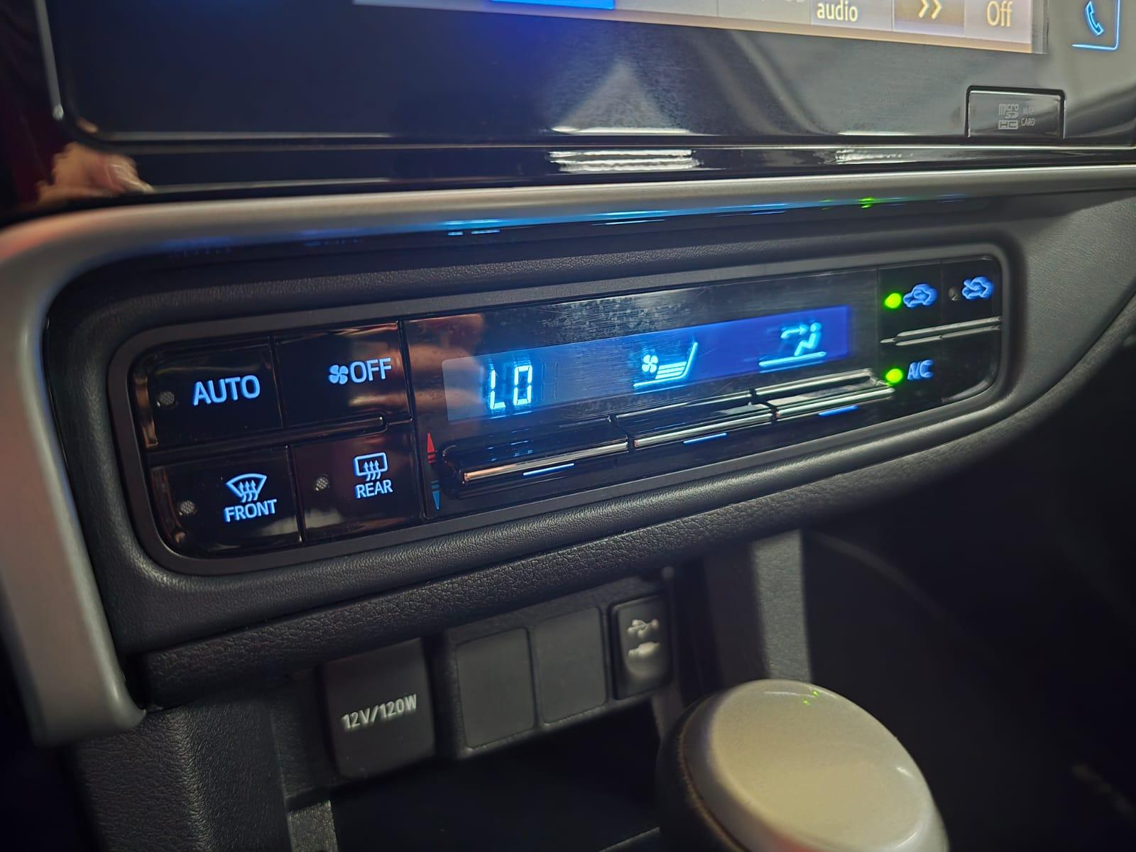 Toyota COROLLA 2.0 XEI - foto 11