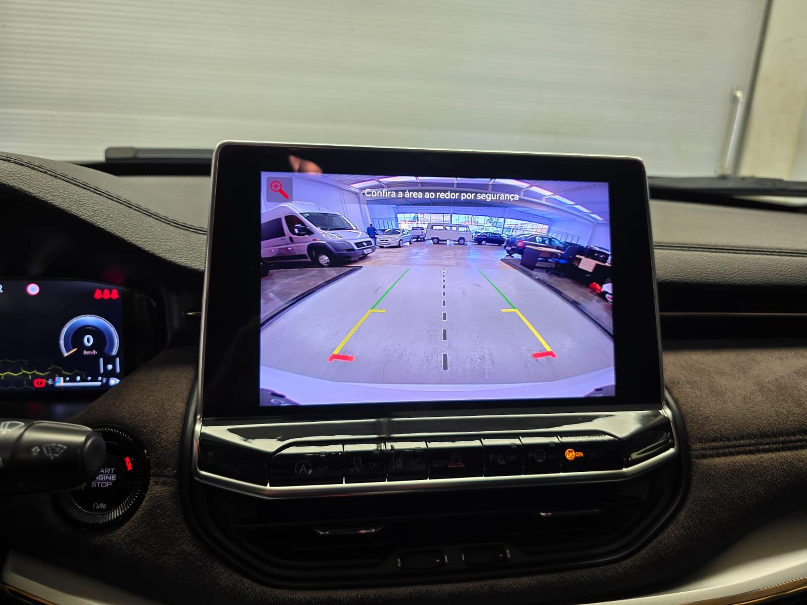 Jeep COMMANDER 1.3 T270 TURBO OVERLAND - foto 11