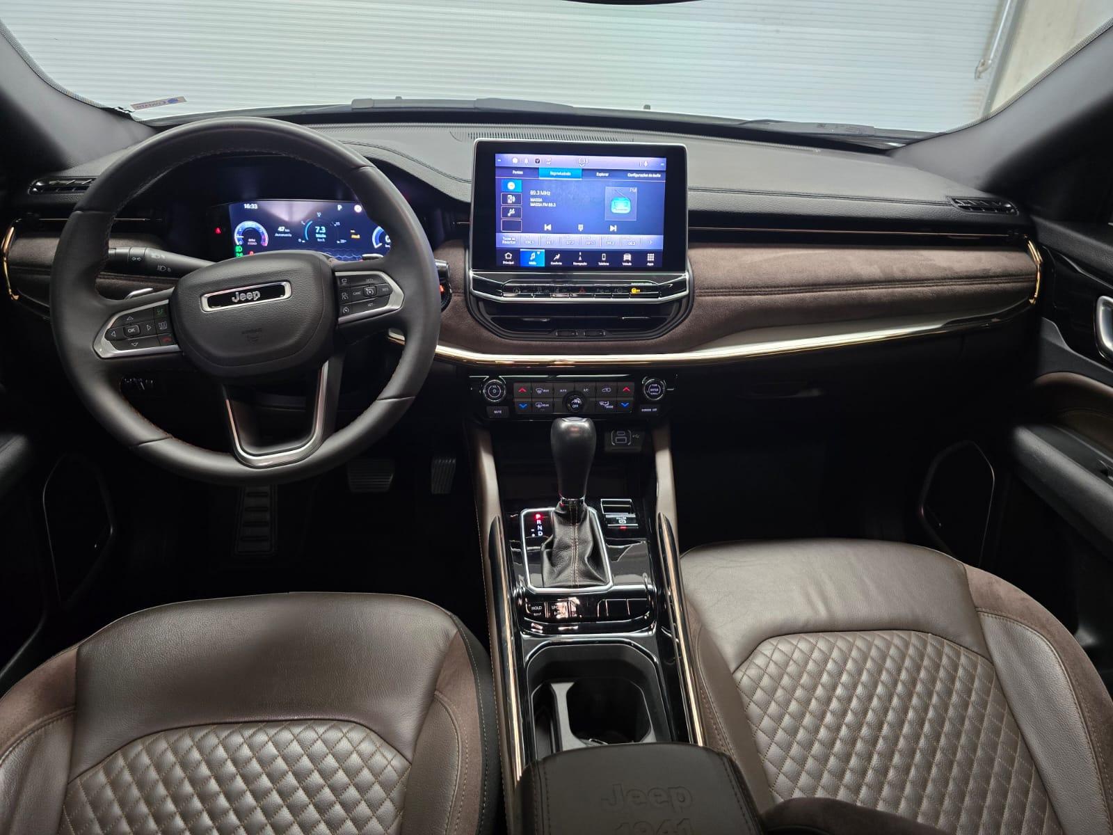 Jeep COMMANDER 1.3 T270 TURBO OVERLAND - foto 7