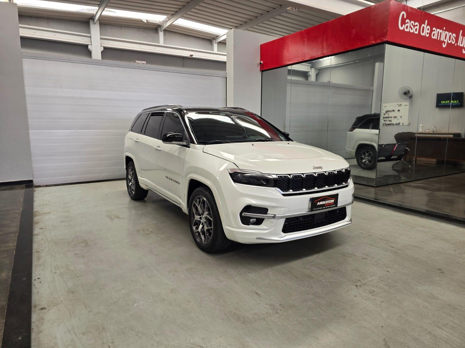 Jeep COMMANDER 1.3 T270 TURBO OVERLAND - foto 3