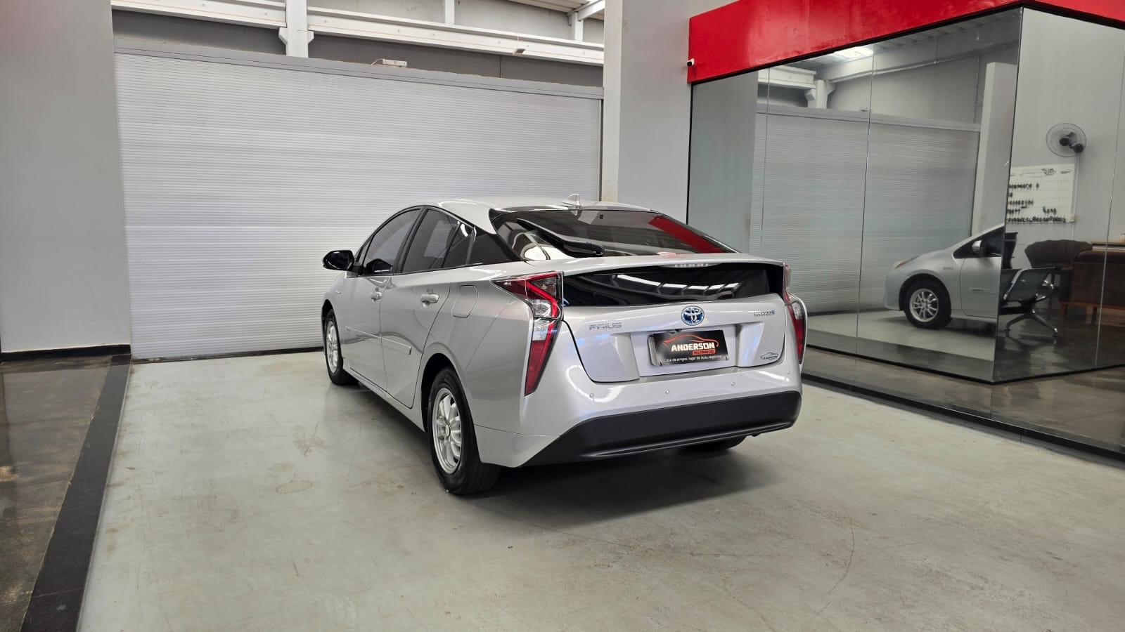 Toyota PRIUS 1.8 - foto 6