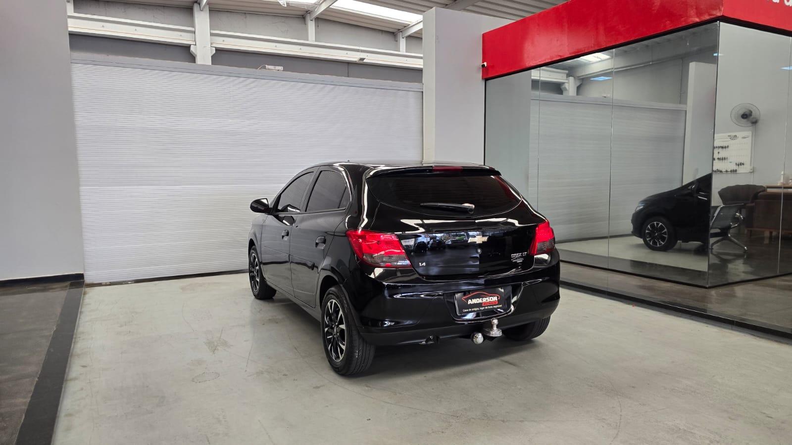 Chevrolet ONIX 1.4 LT - foto 6