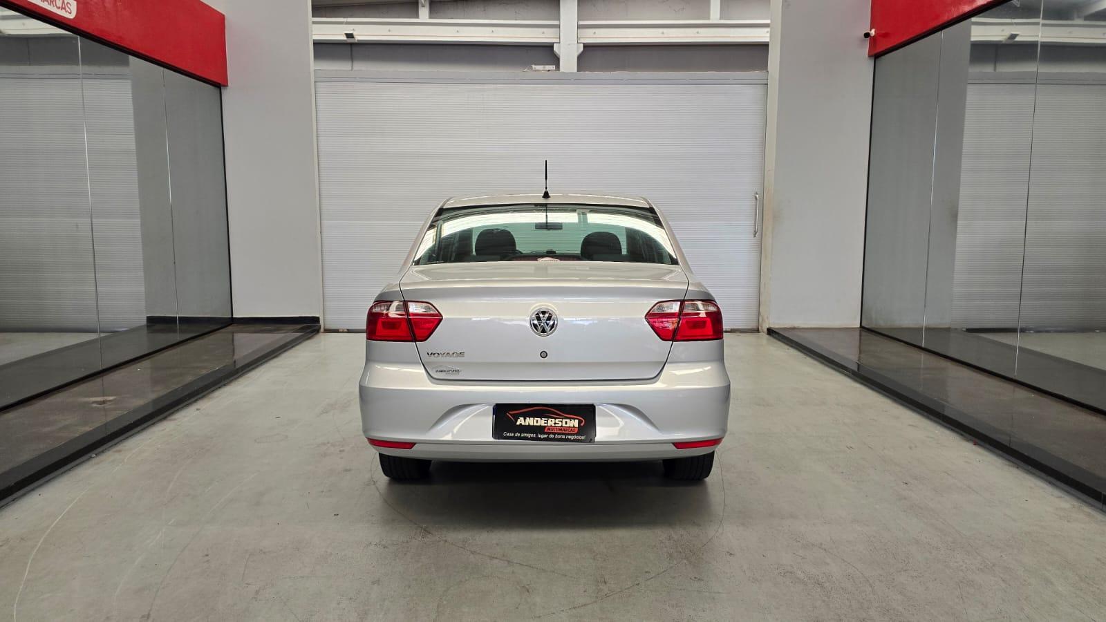 Volkswagen VOYAGE 1.6 - foto 5