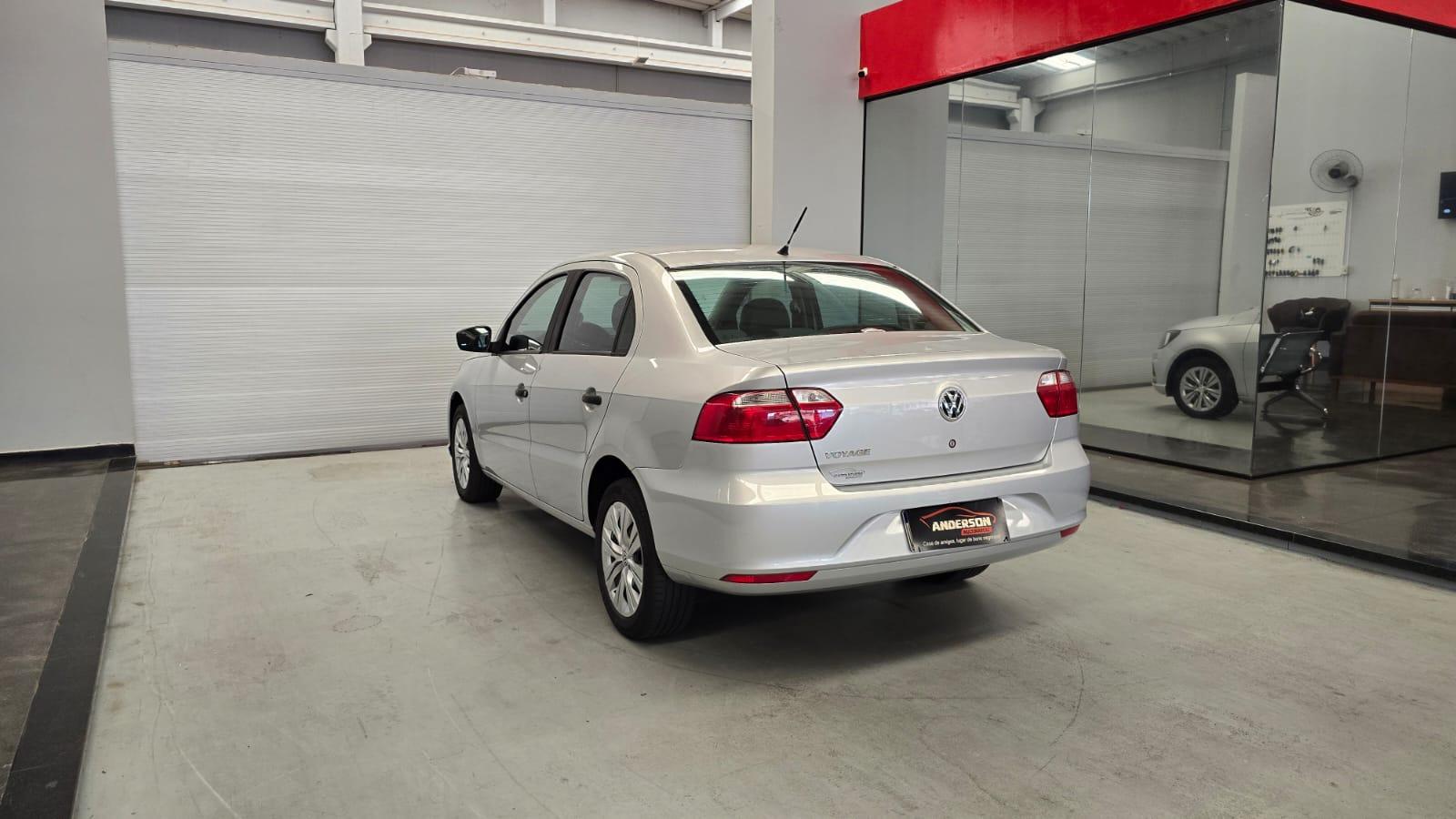 Volkswagen VOYAGE 1.6 - foto 6