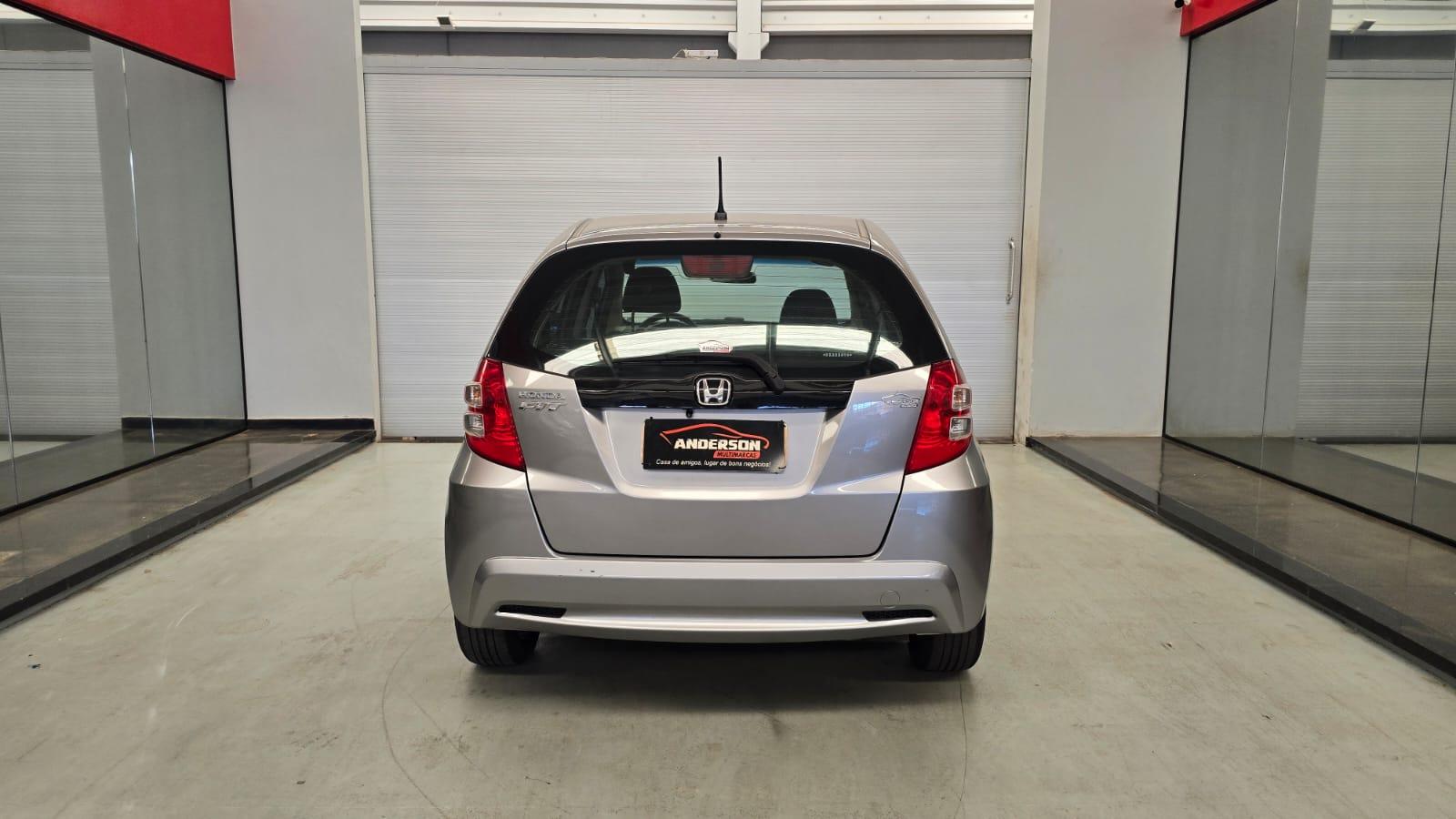 Honda FIT LX - foto 5