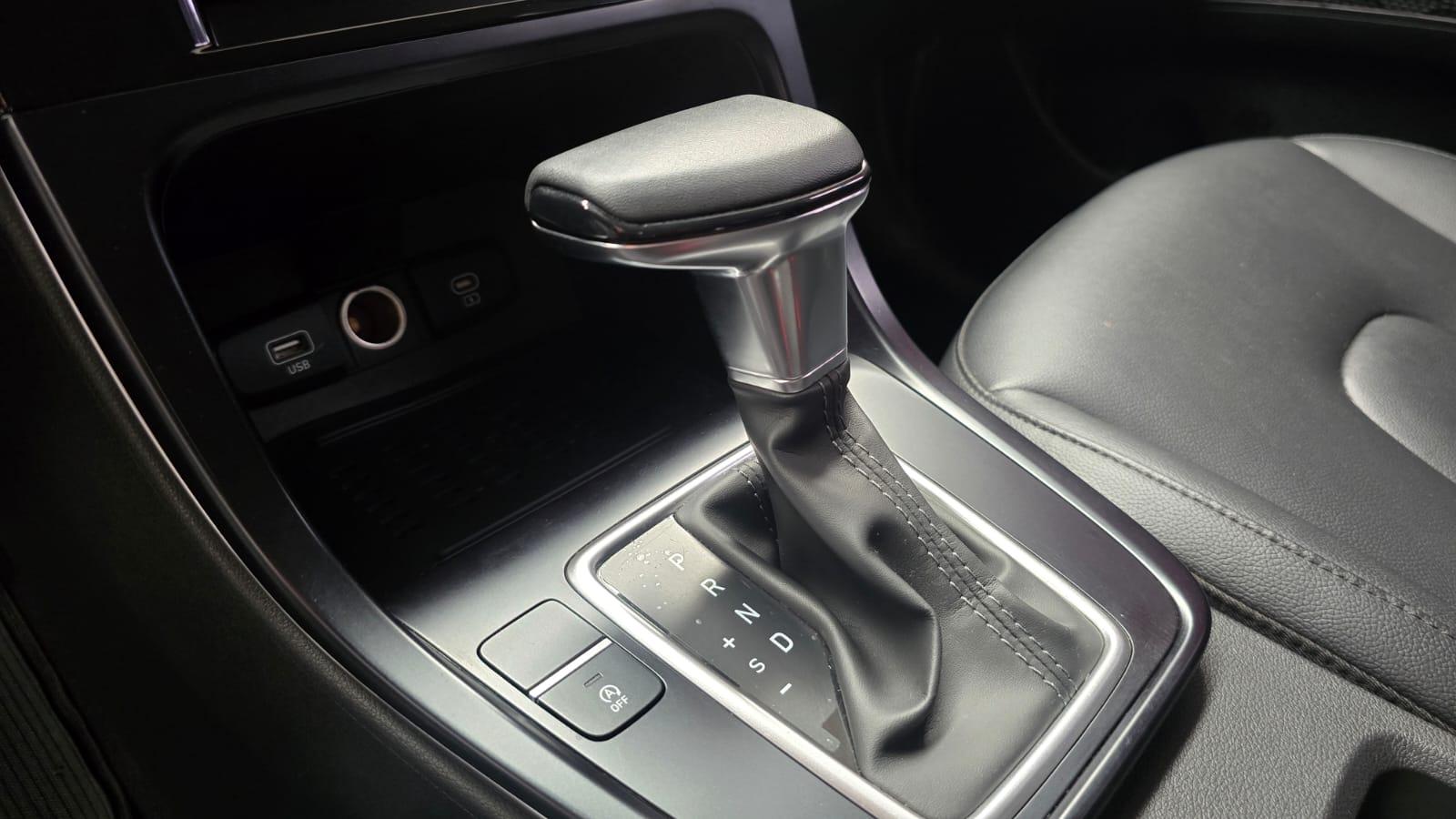 Hyundai CRETA LIMITED - foto 12