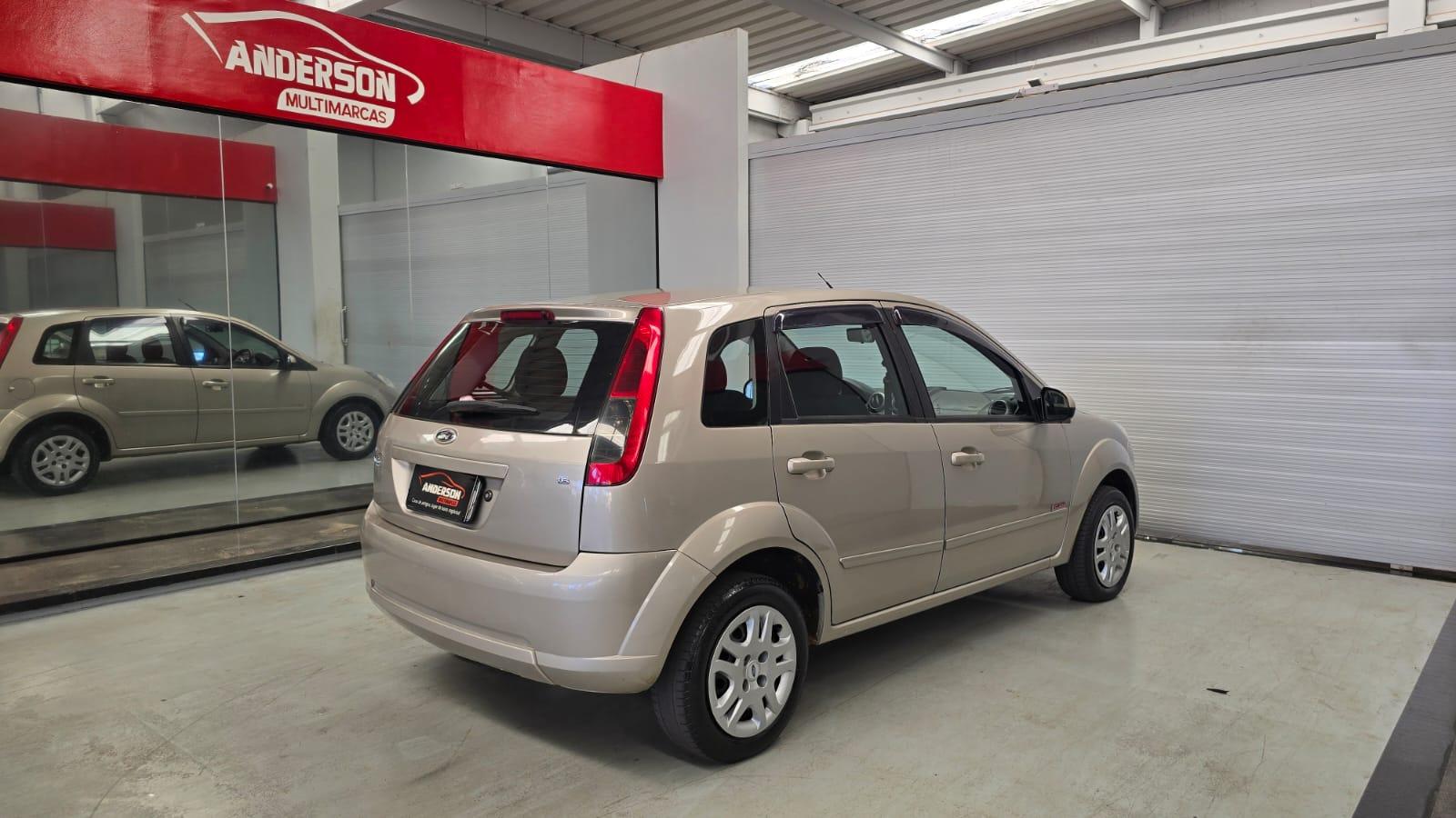 Ford FIESTA 1.6 HATCH - foto 4