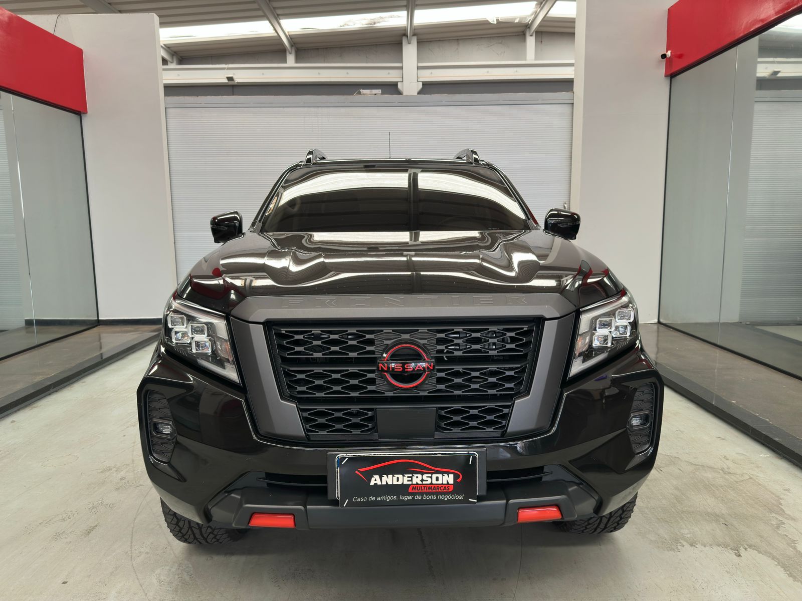 Nissan FRONTIER  - foto 2