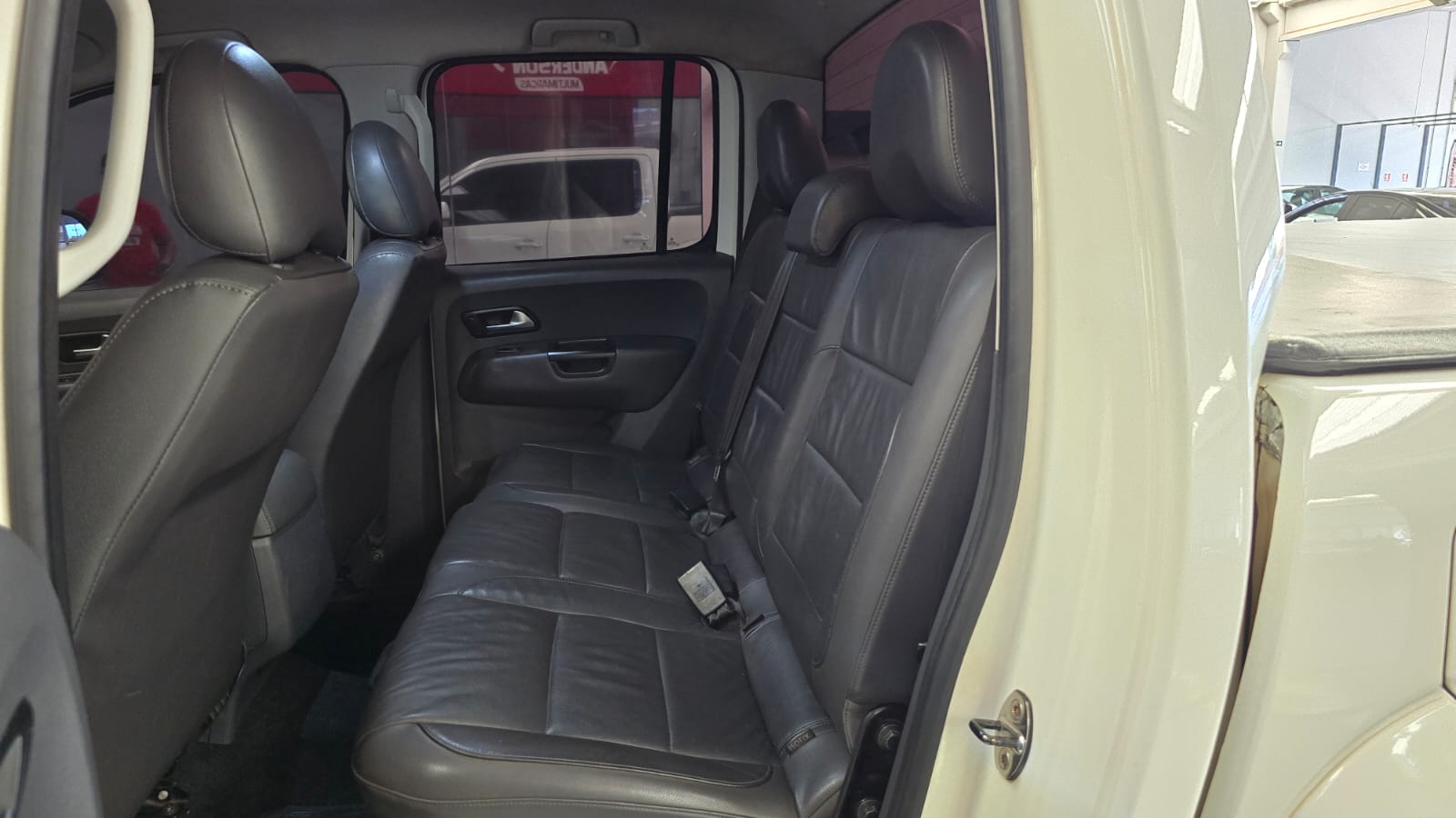 Volkswagen AMAROK  - foto 9