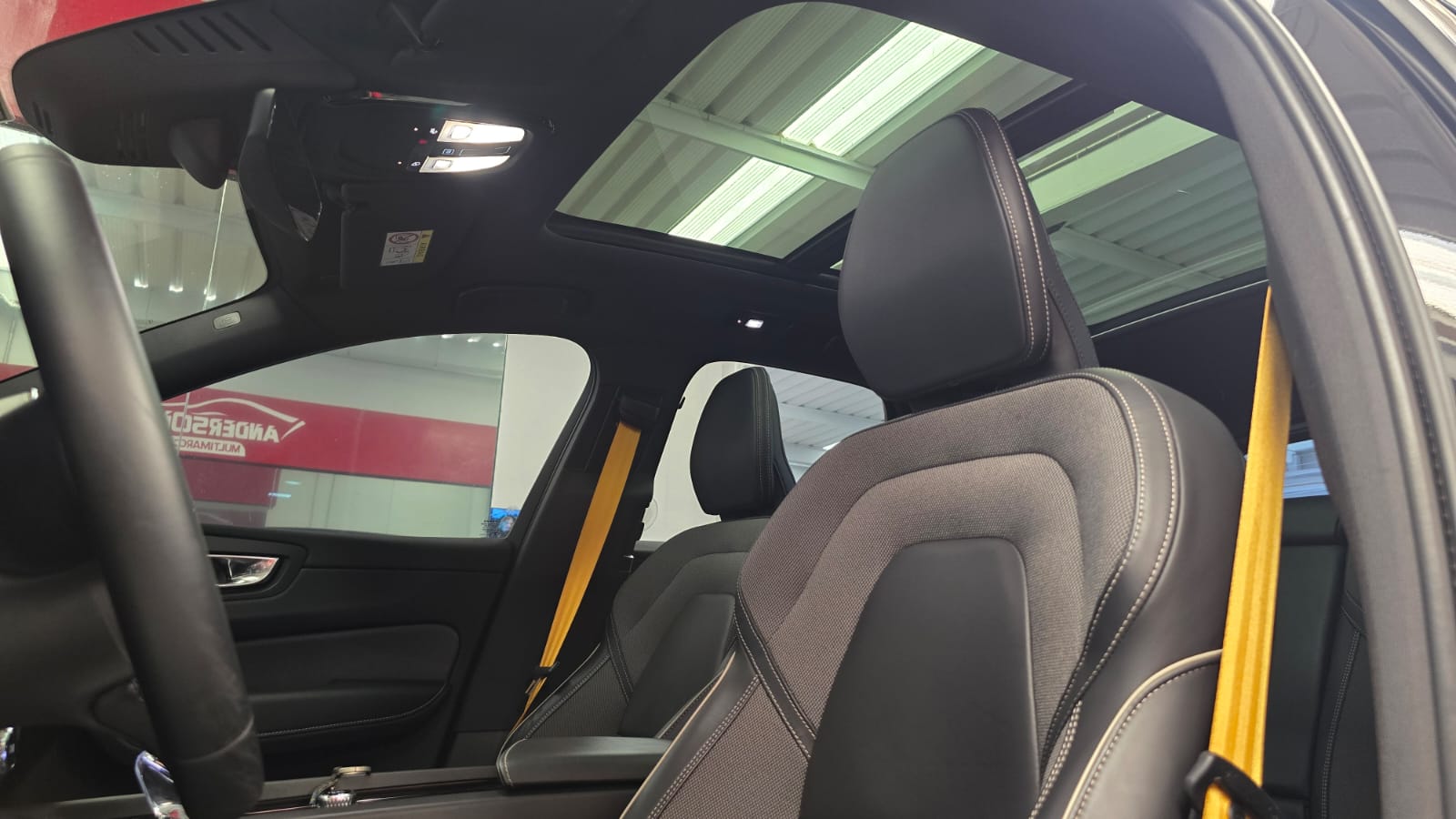 Volvo XC60 - foto 13