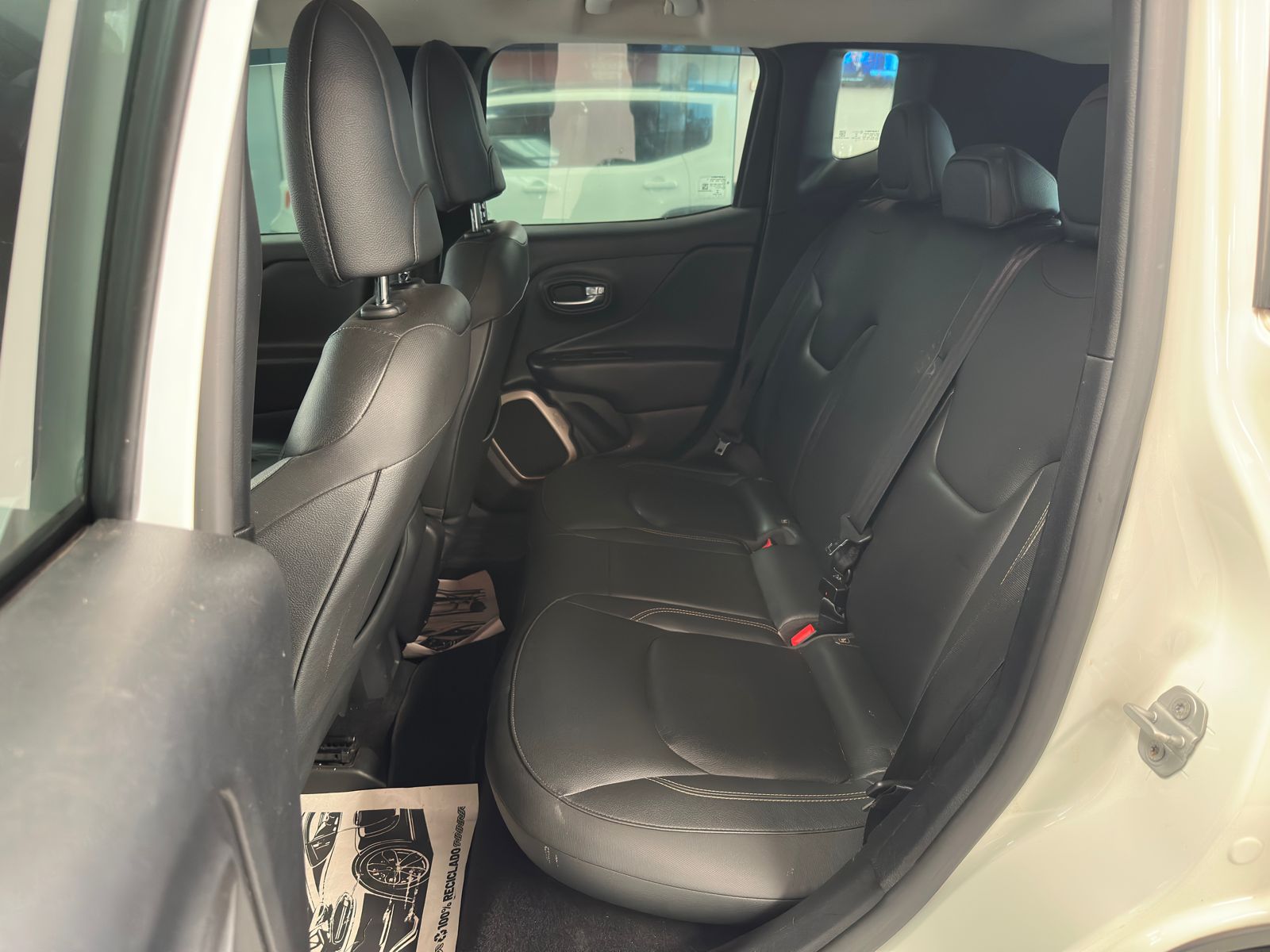 Jeep RENEGADE  - foto 8