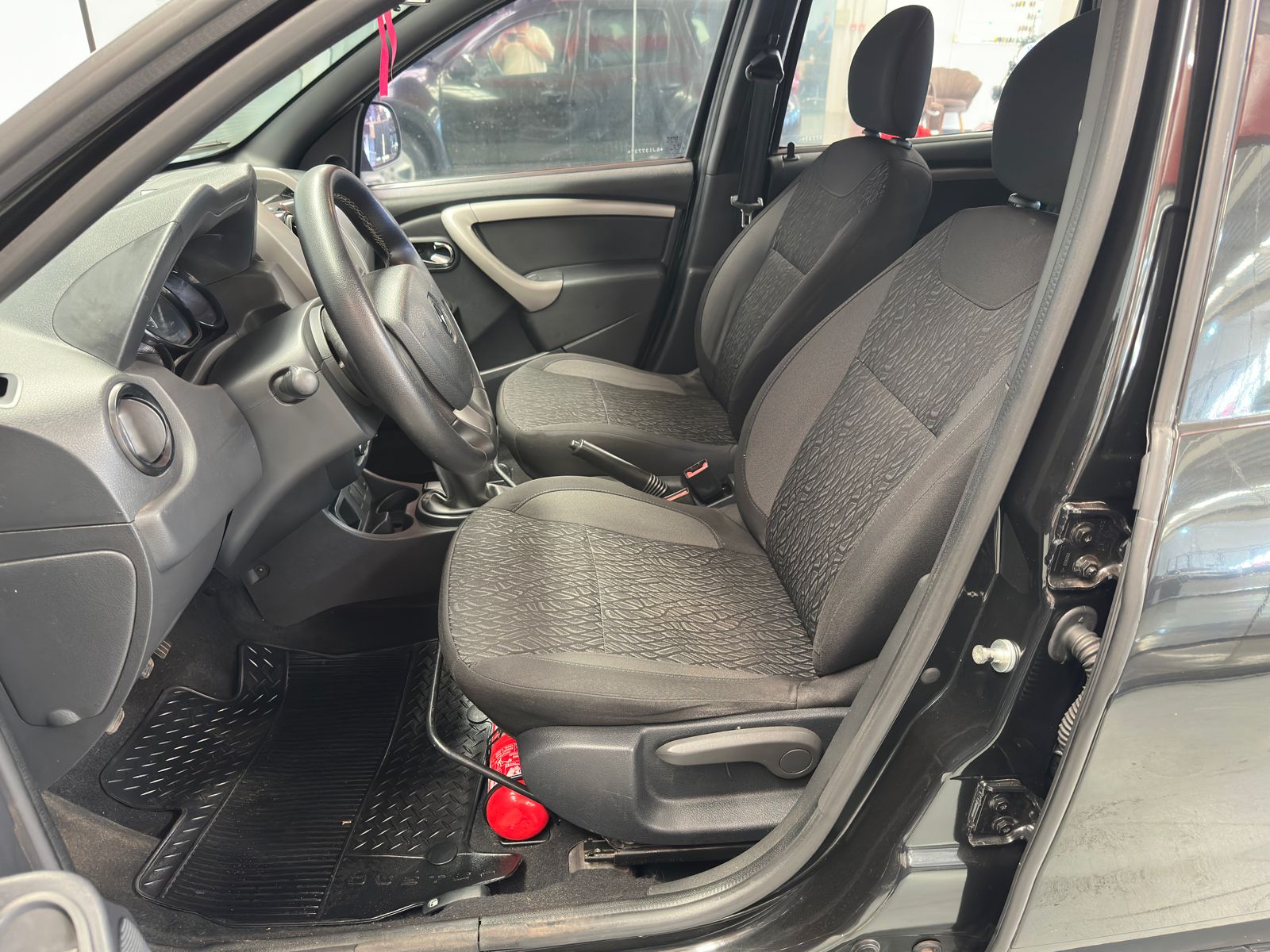 Renault DUSTER - foto 7