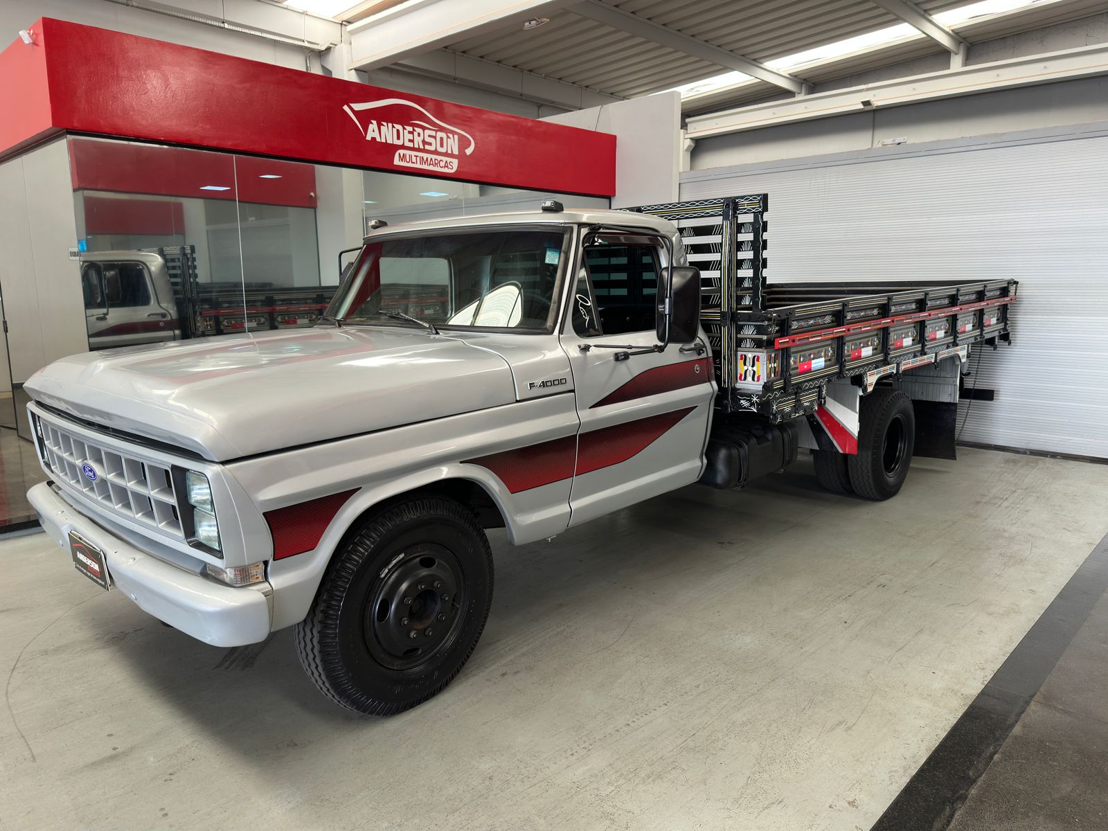 Ford F-4000