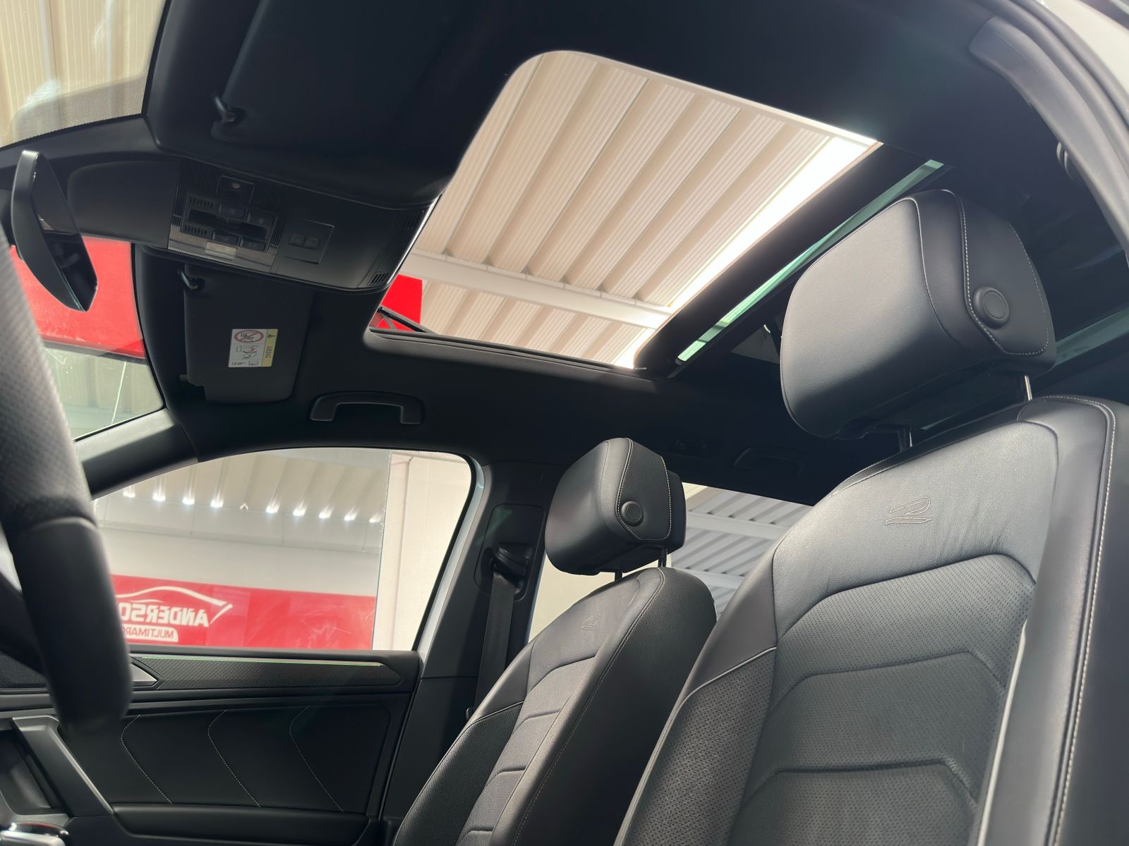 Volkswagen TIGUAN - foto 11