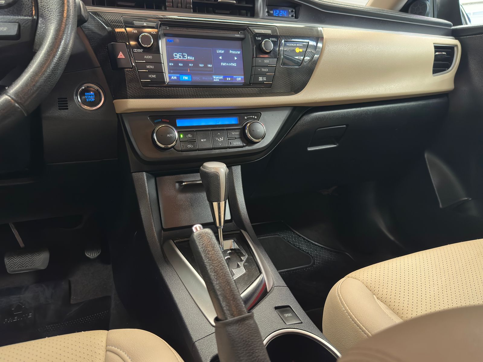 Toyota COROLLA  - foto 10