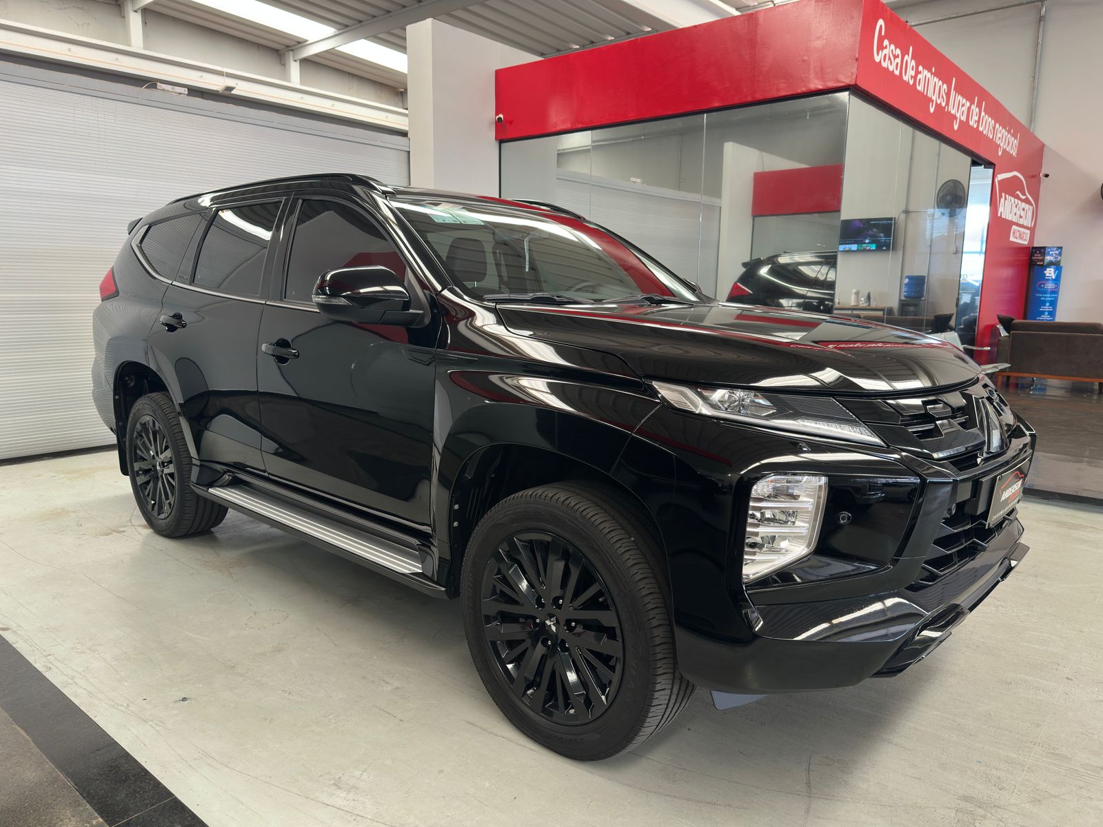 Mitsubishi PAJERO  - foto 3