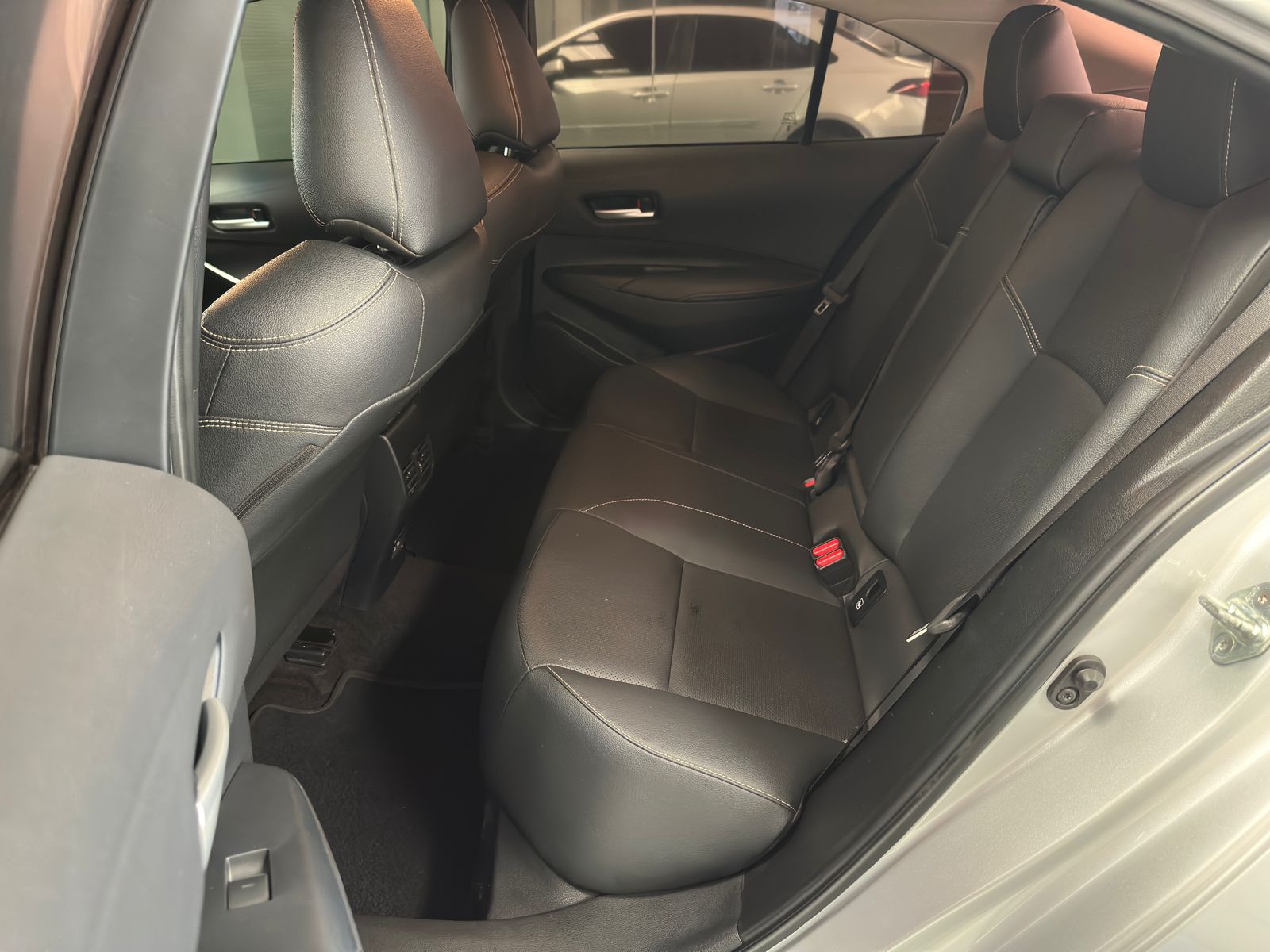 Toyota COROLLA  - foto 8