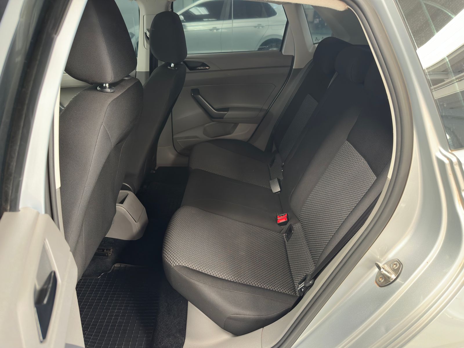 Volkswagen POLO - foto 8