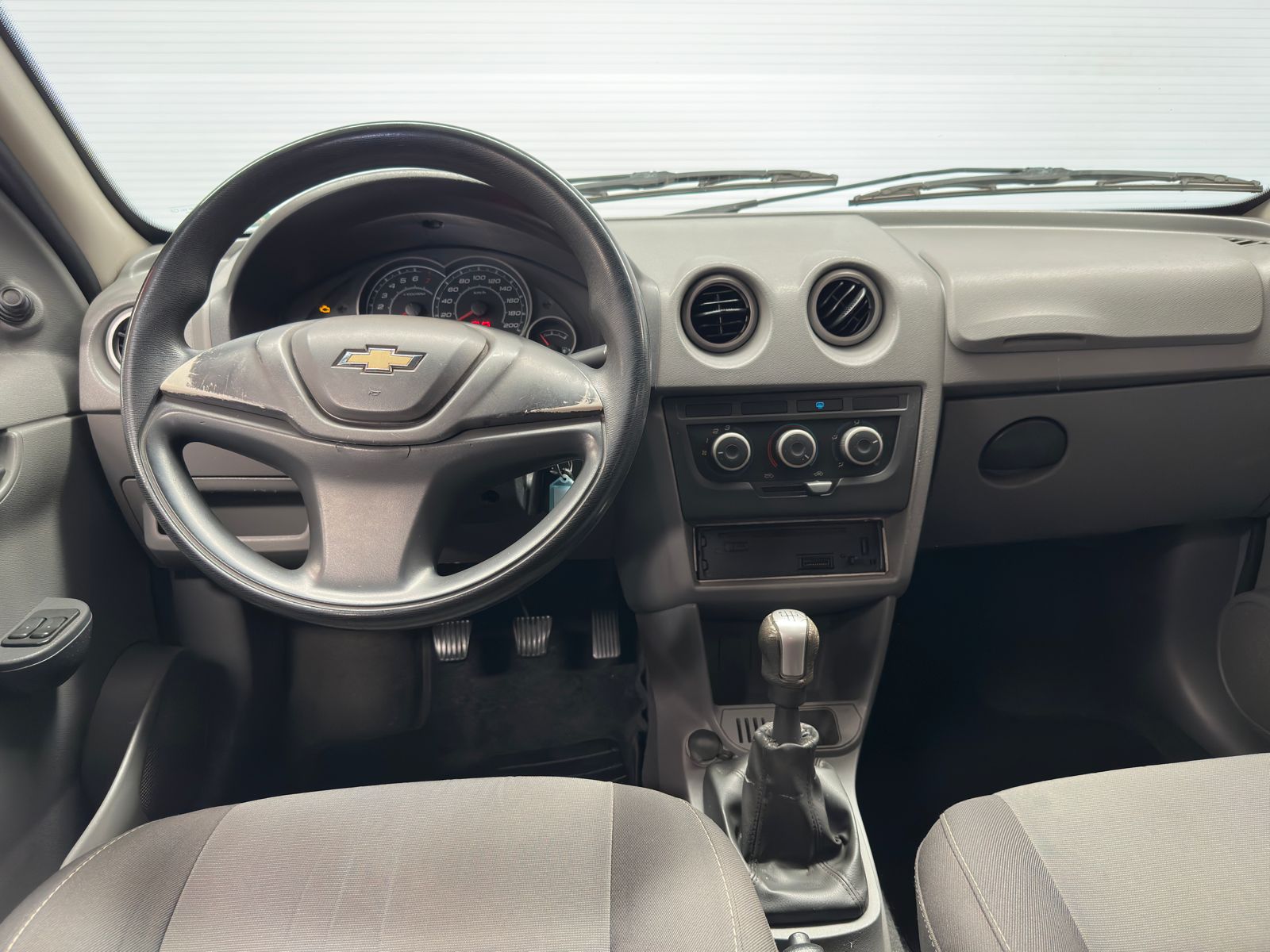 Chevrolet PRISMA  - foto 9