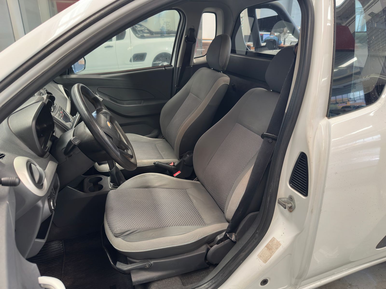 Chevrolet MONTANA - foto 8