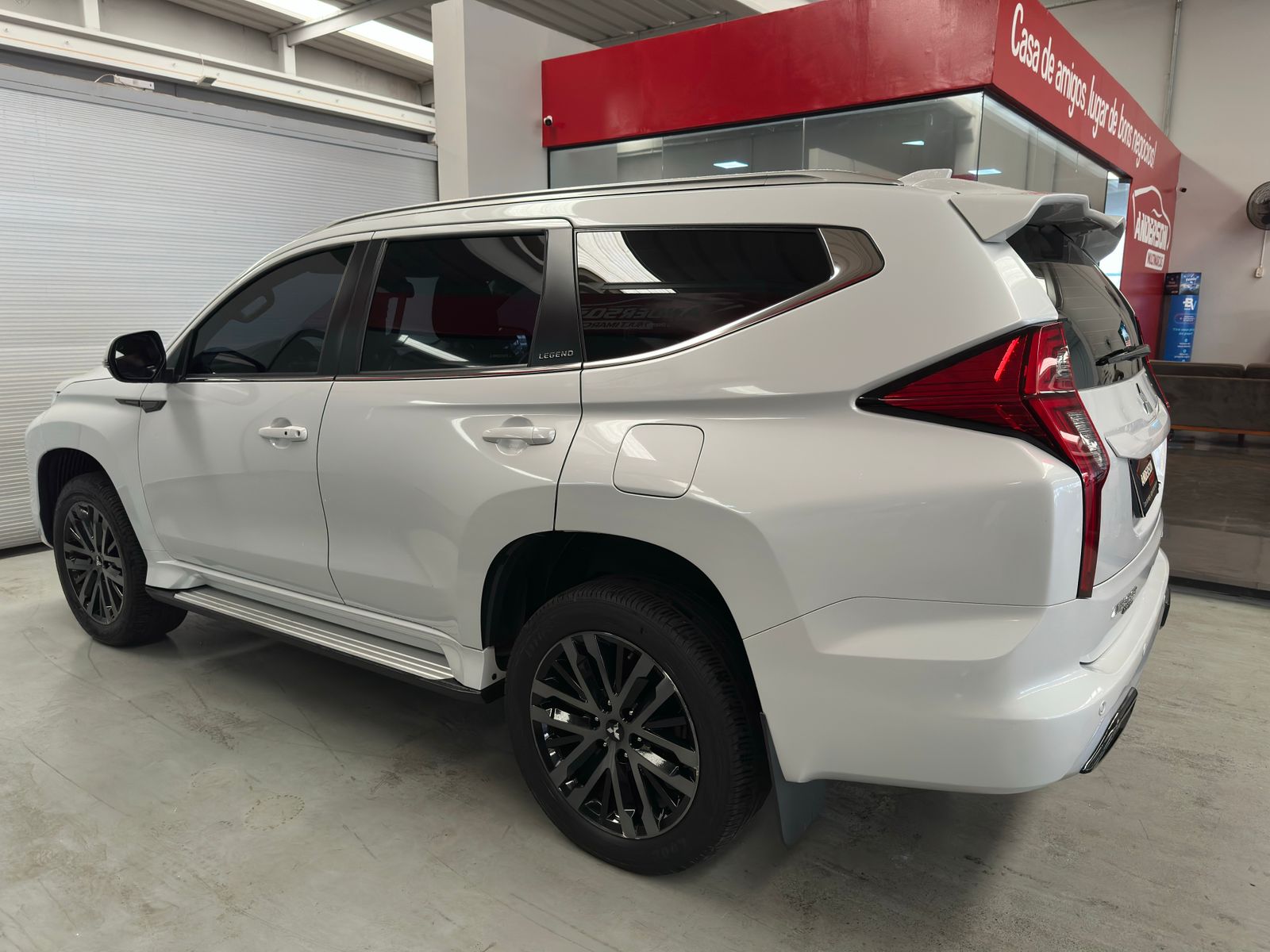 Mitsubishi PAJERO  - foto 6