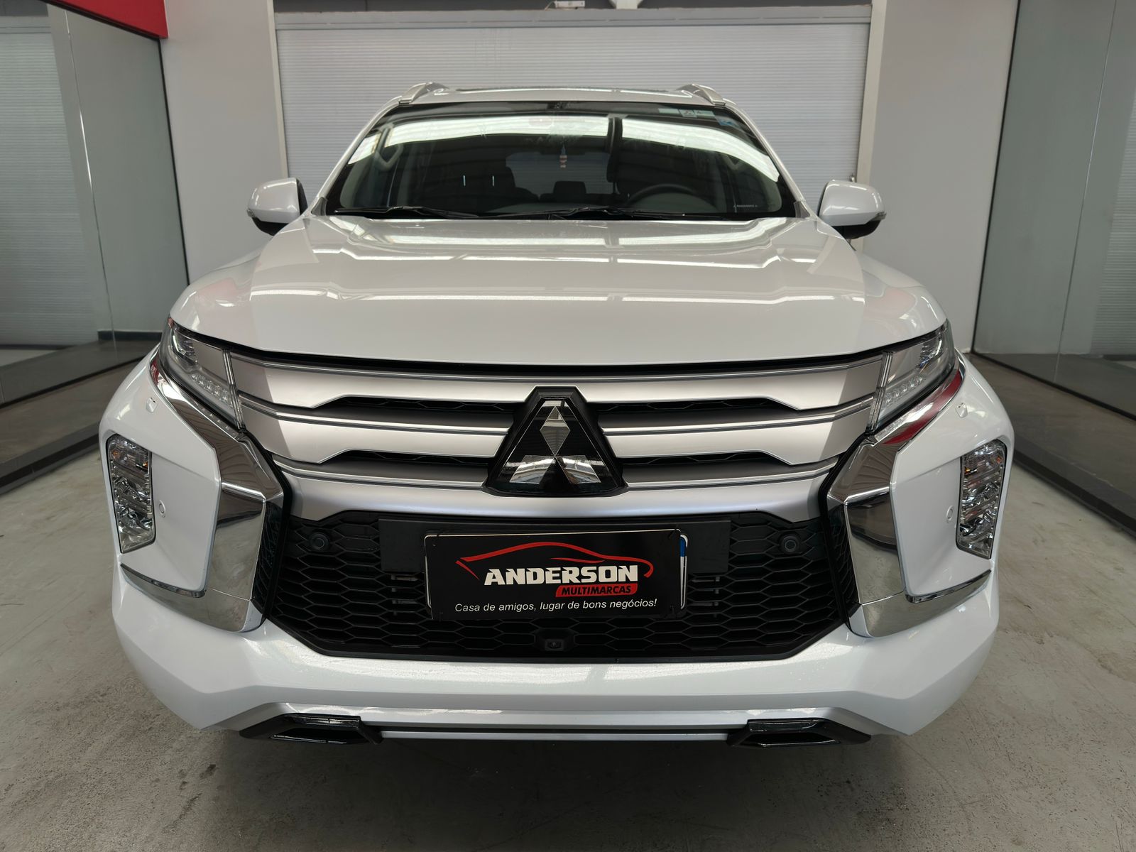 Mitsubishi PAJERO  - foto 2