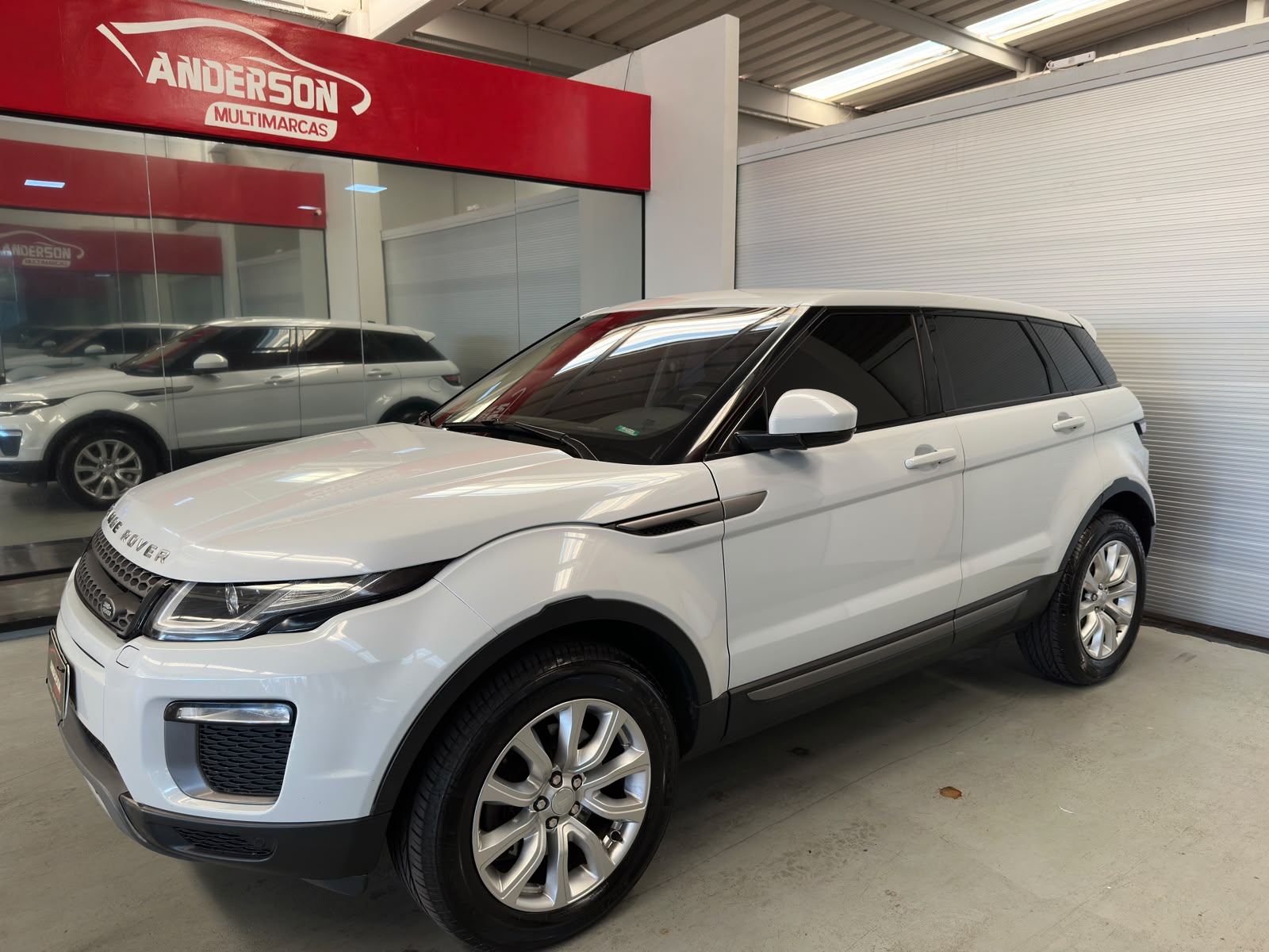 Land Rover RANGE ROVER 