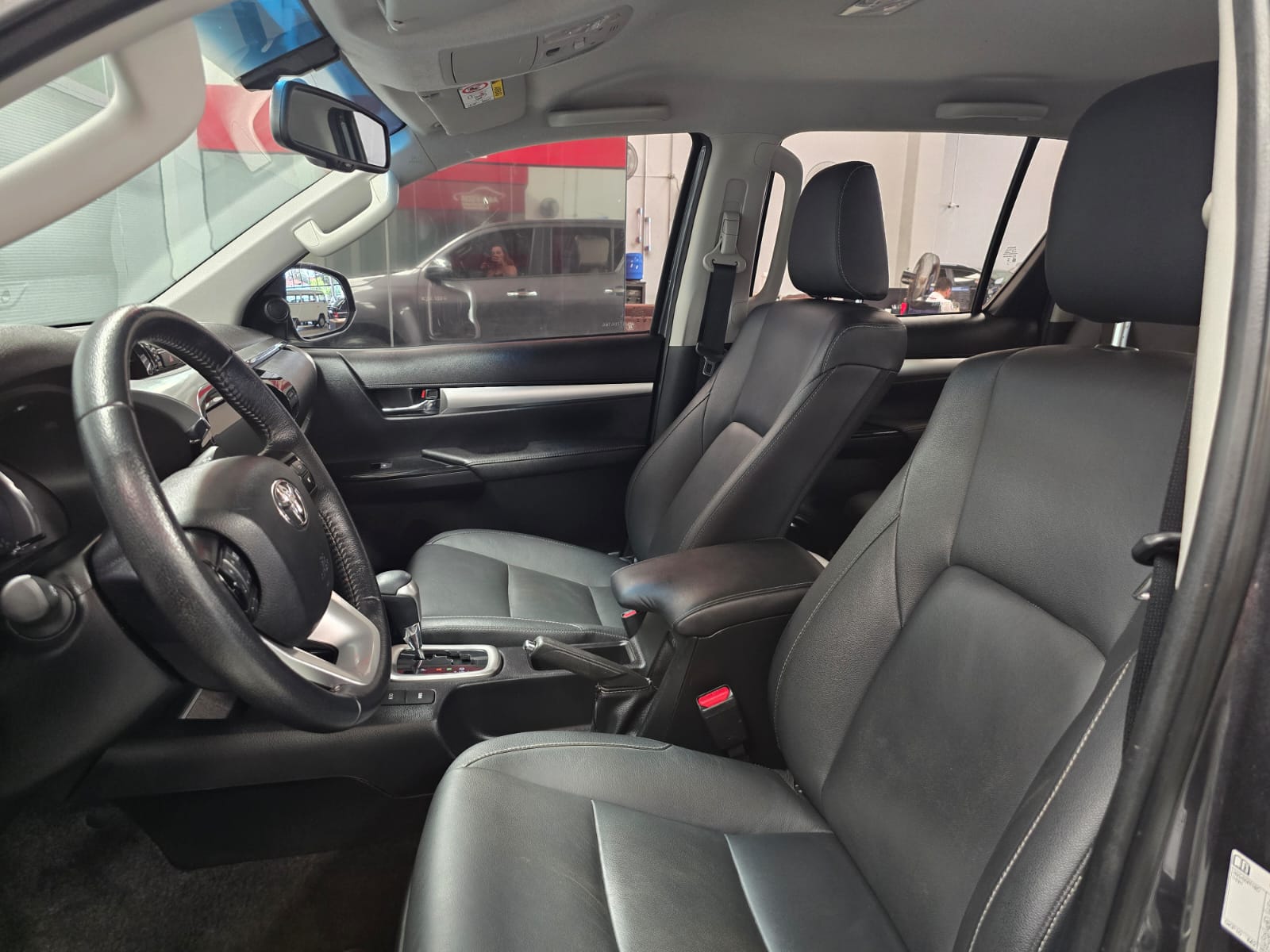 Toyota HILUX - foto 7