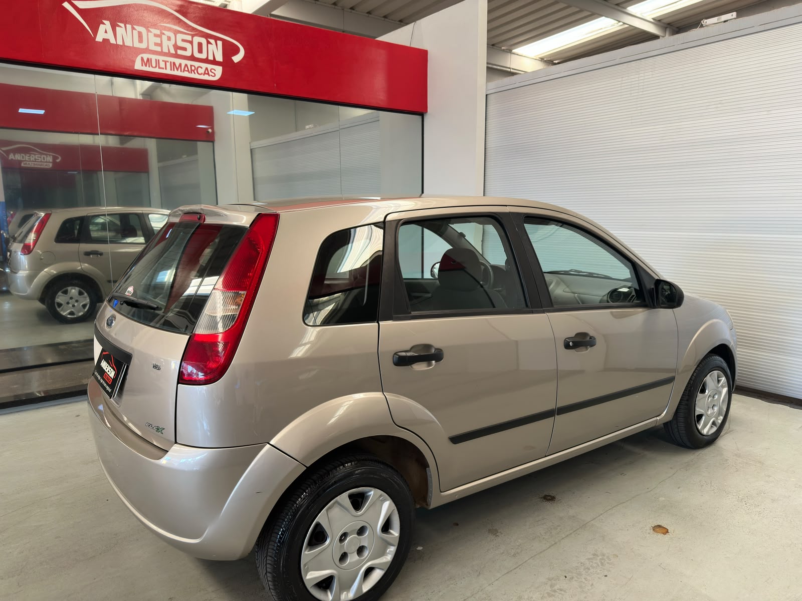 Ford FIESTA - foto 4