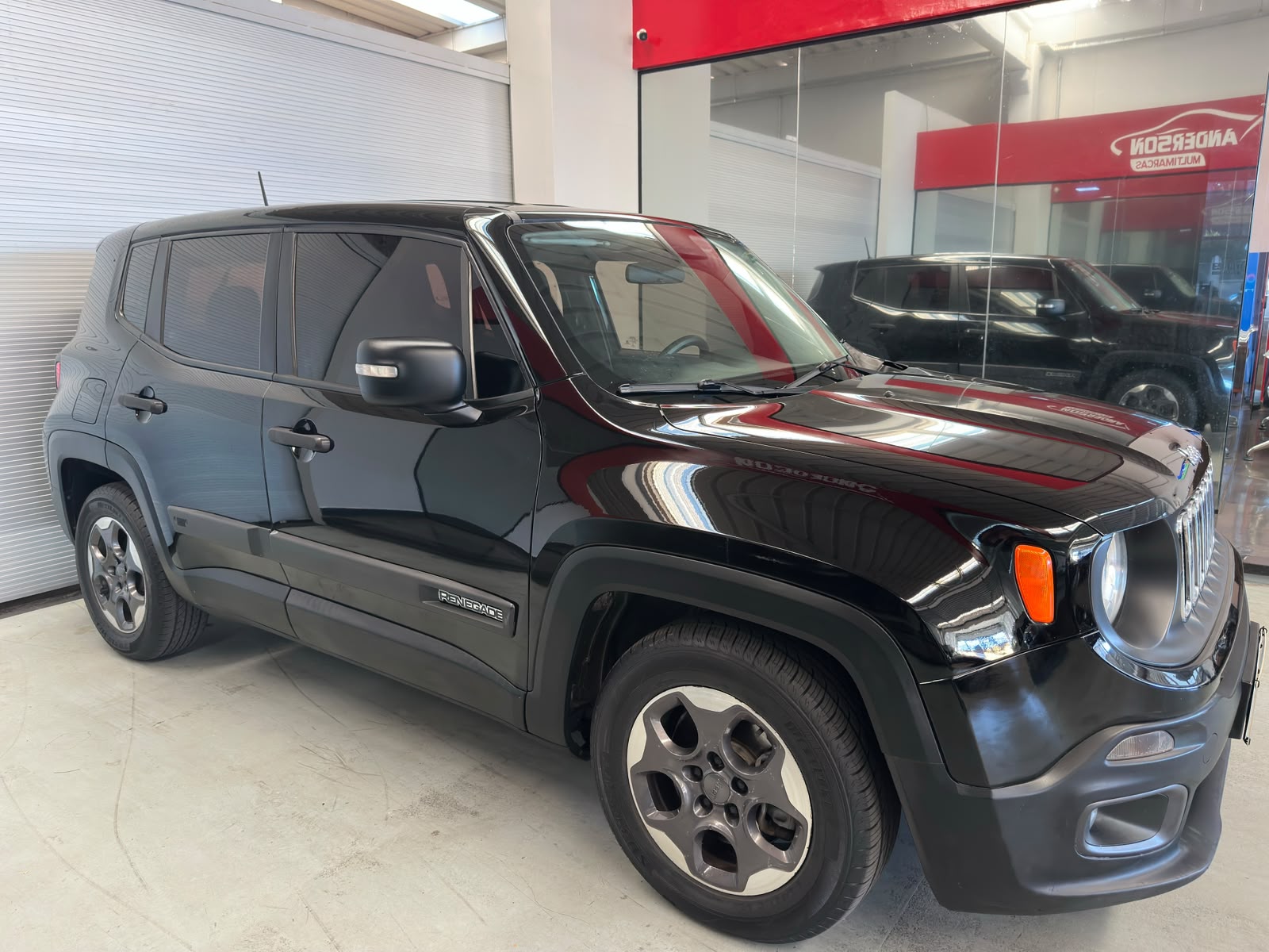 Jeep RENEGADE  - foto 3